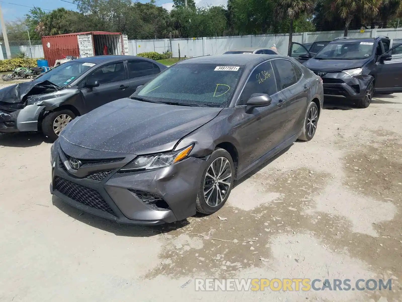 2 Photograph of a damaged car 4T1B11HK6KU218257 TOYOTA CAMRY 2019