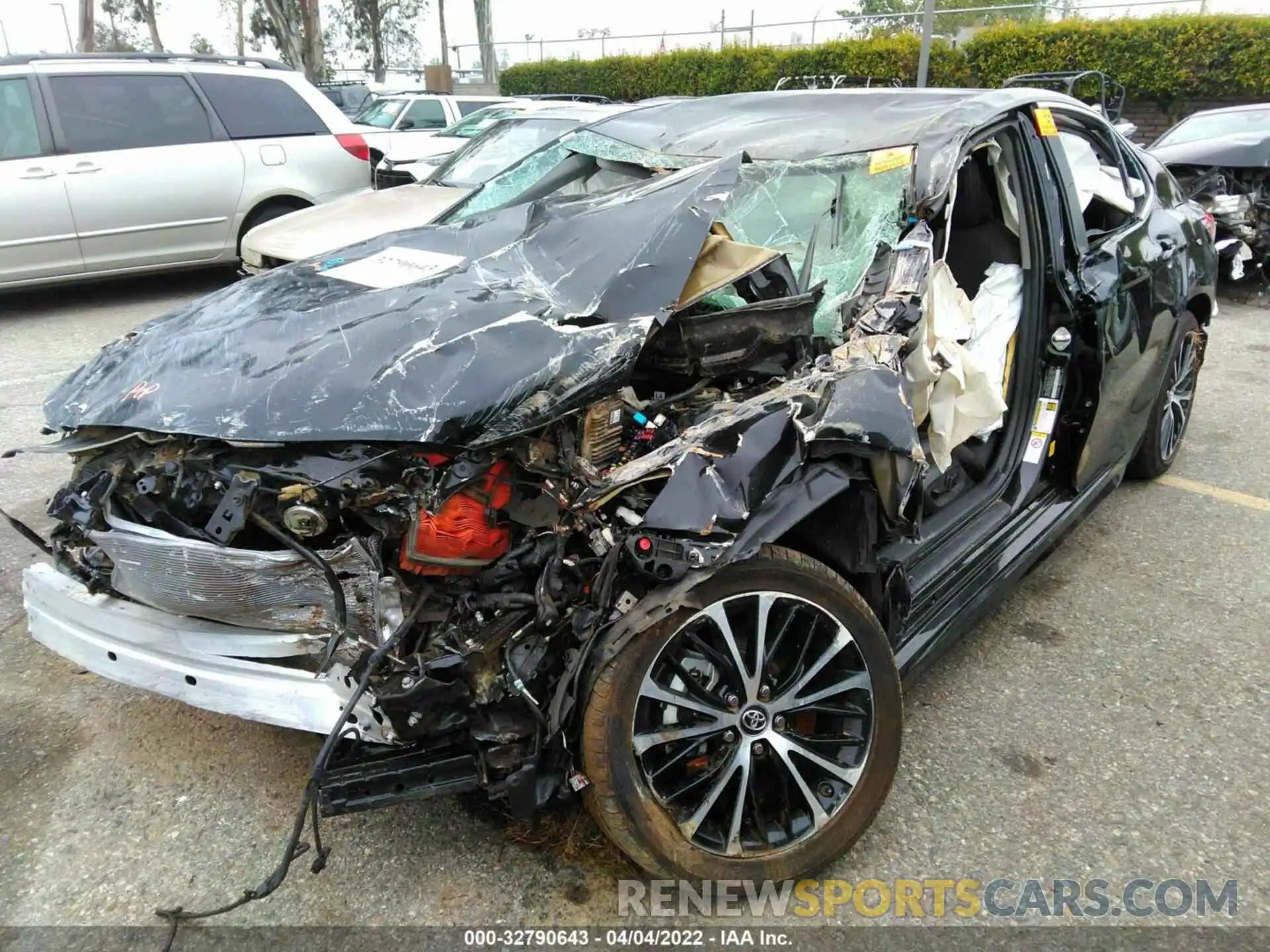 6 Photograph of a damaged car 4T1B11HK6KU219330 TOYOTA CAMRY 2019