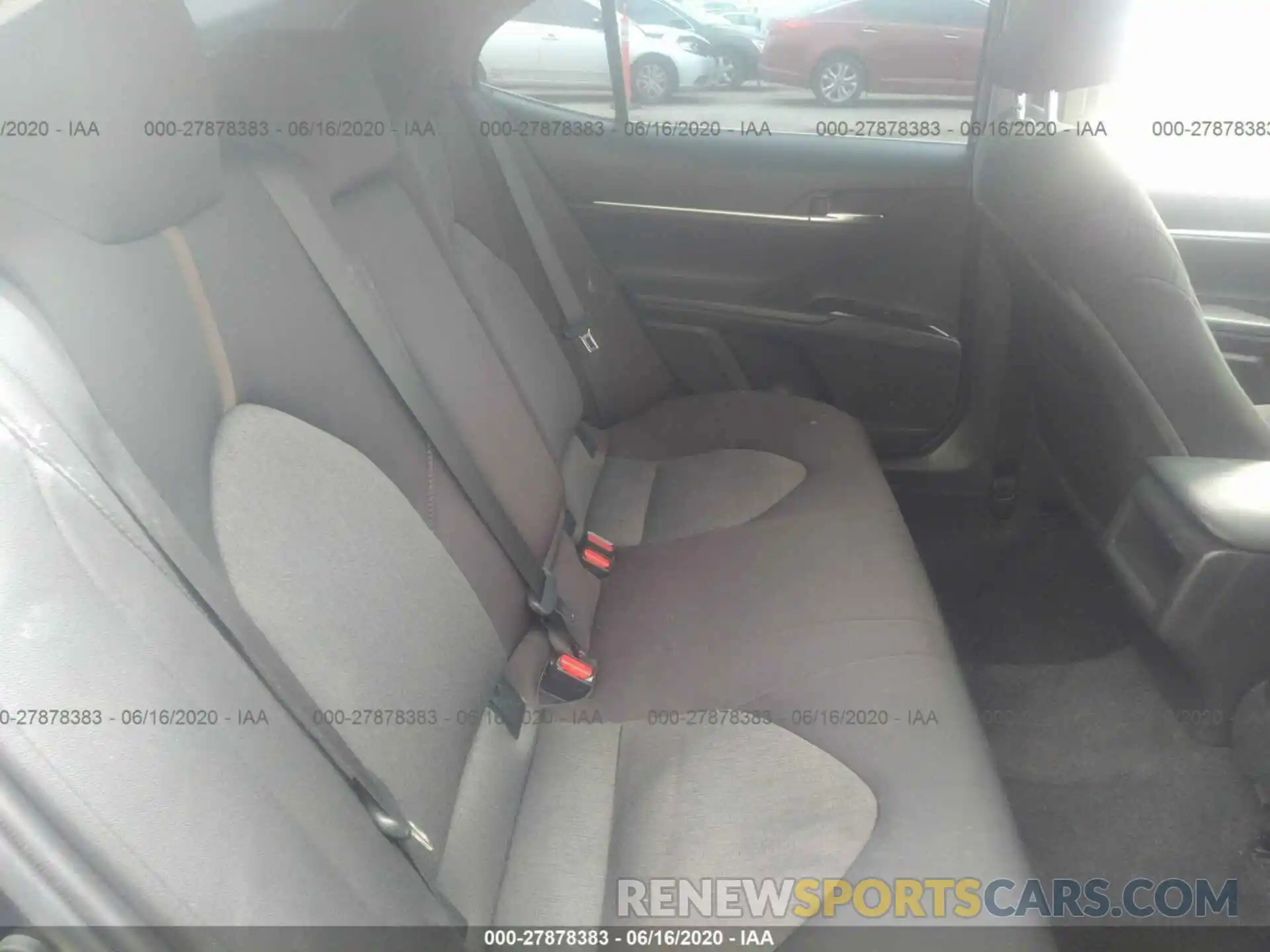 8 Photograph of a damaged car 4T1B11HK6KU222079 TOYOTA CAMRY 2019