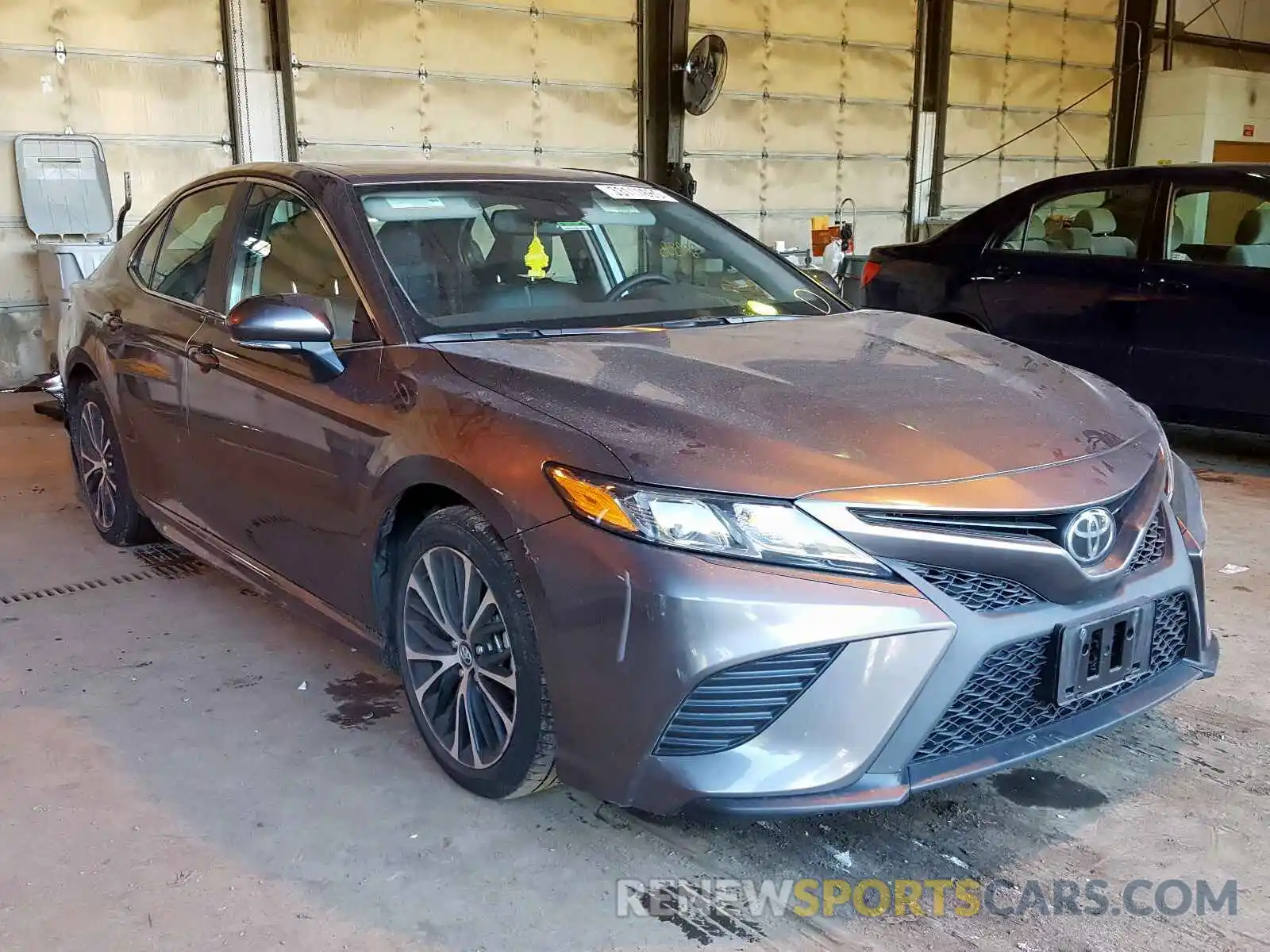 1 Photograph of a damaged car 4T1B11HK6KU223829 TOYOTA CAMRY 2019