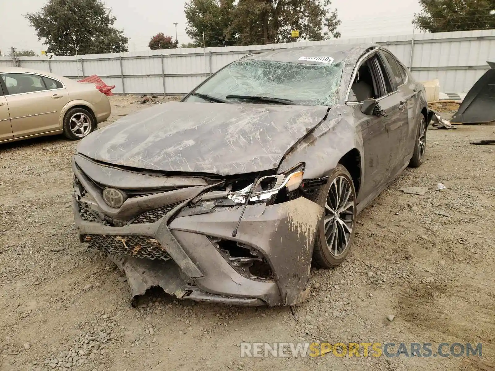 2 Photograph of a damaged car 4T1B11HK6KU224818 TOYOTA CAMRY 2019