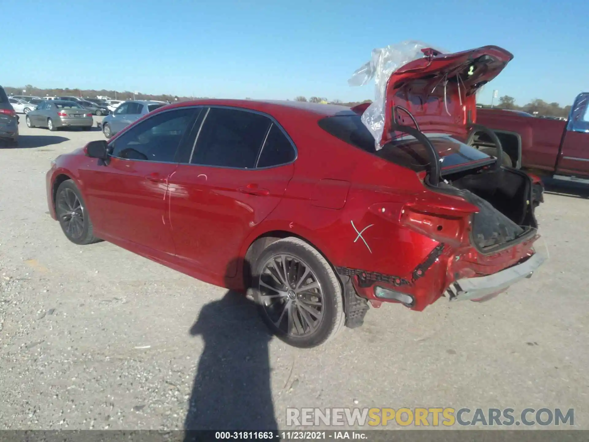 3 Photograph of a damaged car 4T1B11HK6KU226553 TOYOTA CAMRY 2019