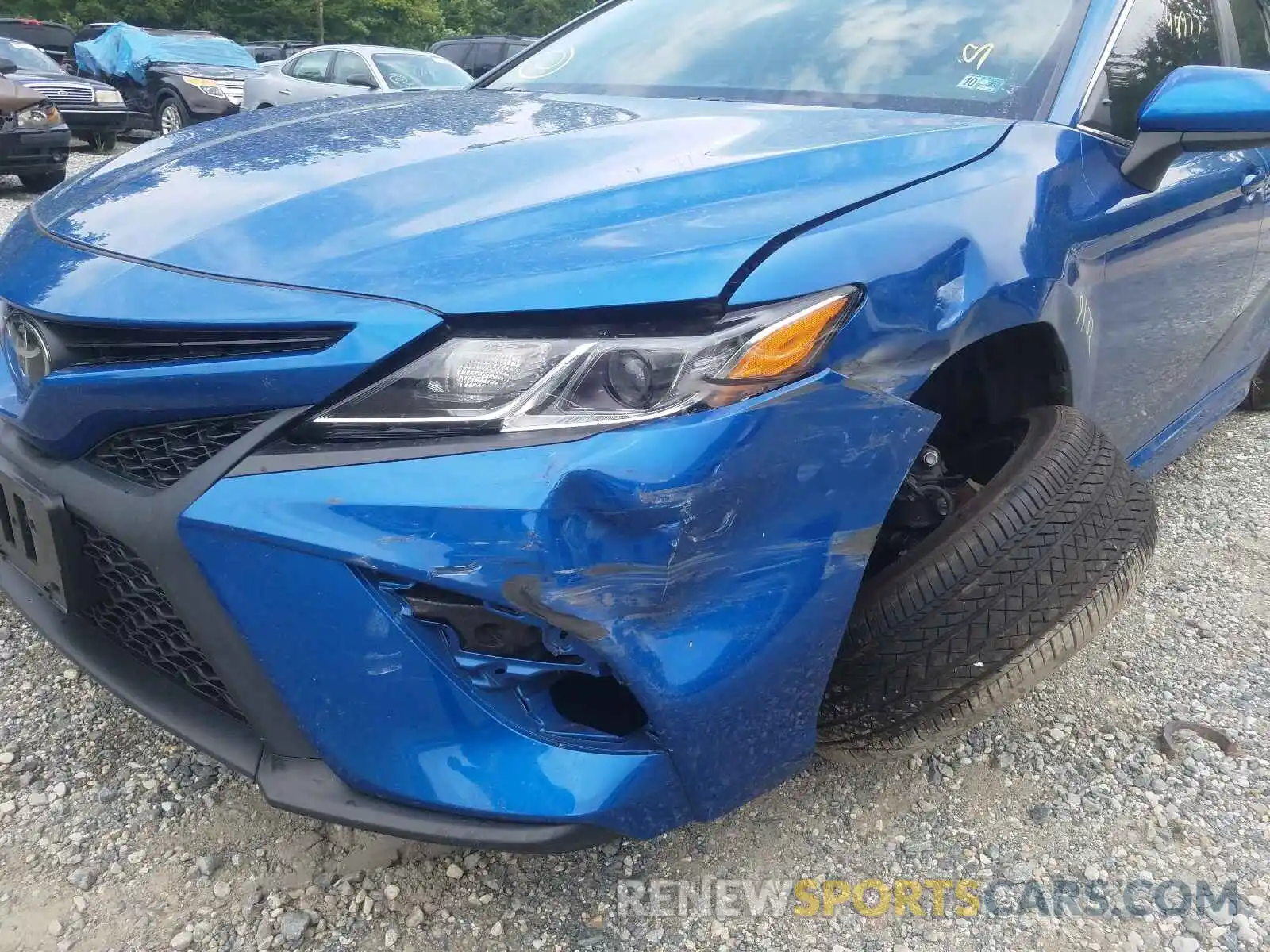 9 Photograph of a damaged car 4T1B11HK6KU226584 TOYOTA CAMRY 2019