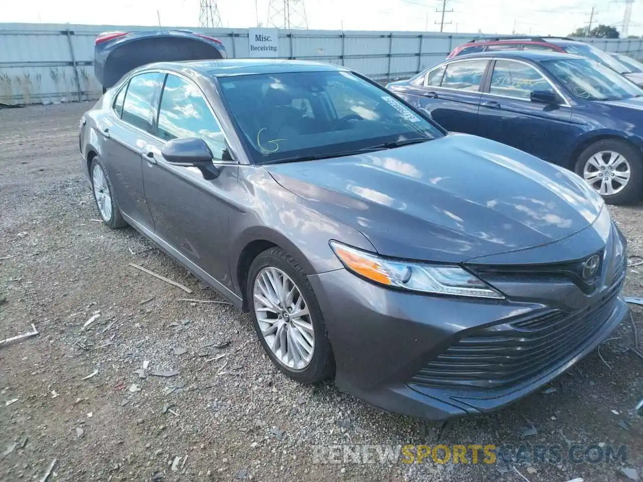 1 Photograph of a damaged car 4T1B11HK6KU226620 TOYOTA CAMRY 2019