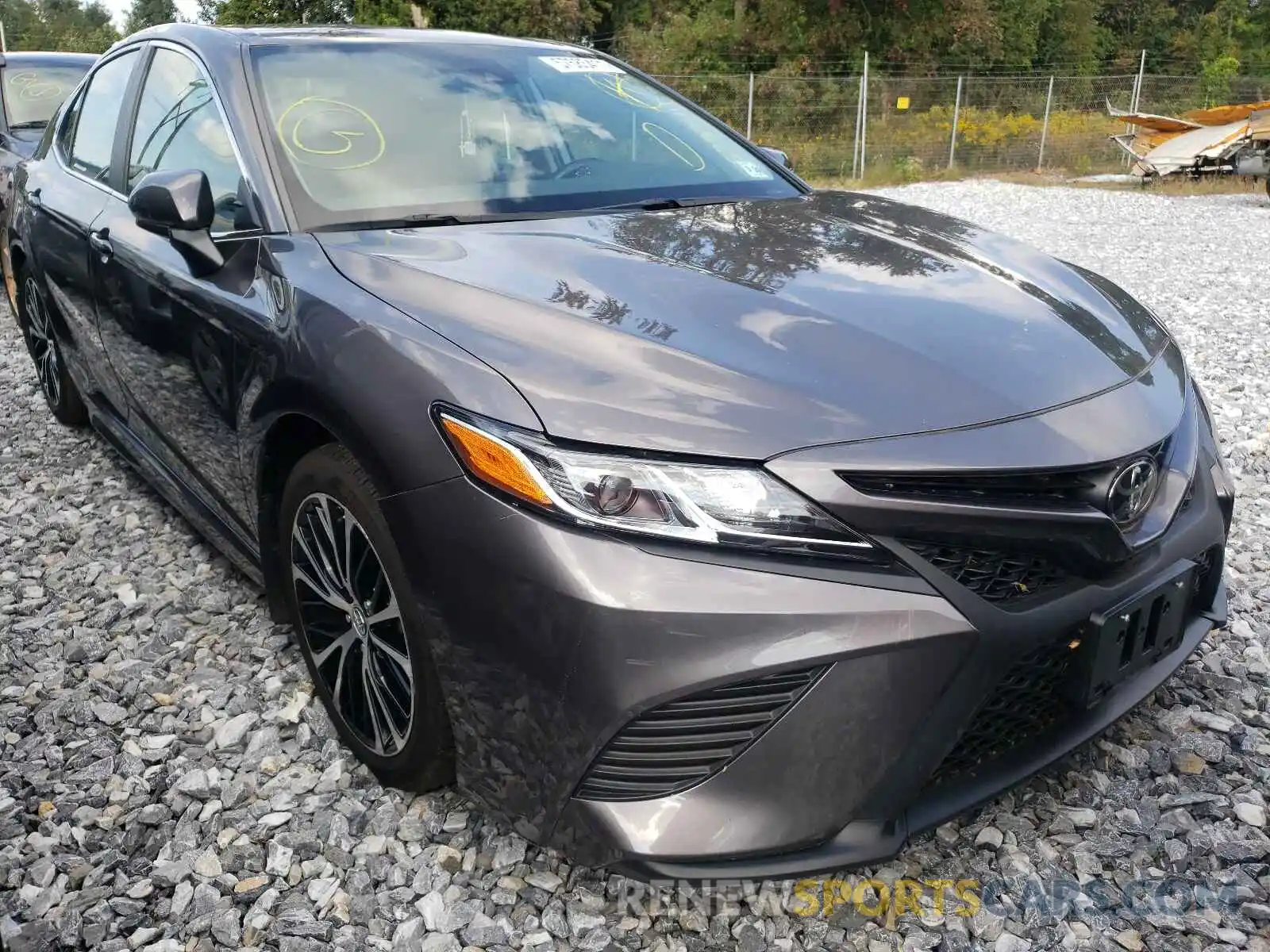 1 Photograph of a damaged car 4T1B11HK6KU227721 TOYOTA CAMRY 2019