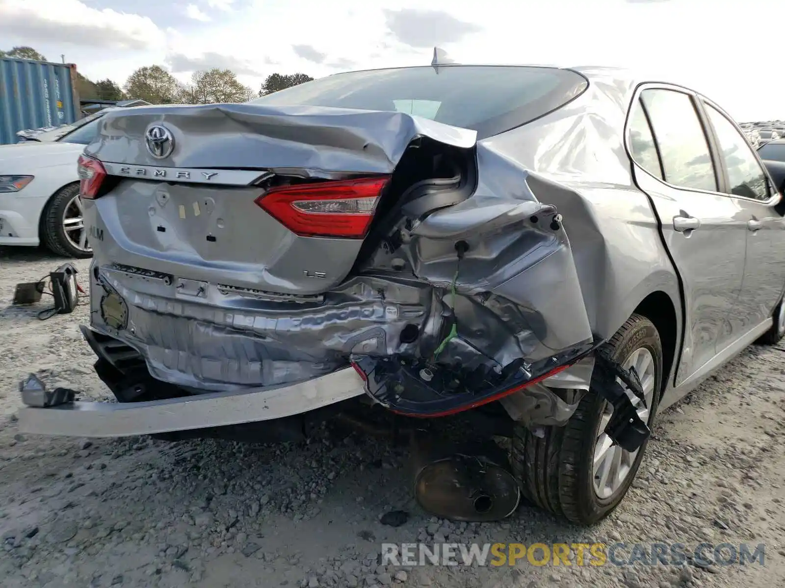 9 Photograph of a damaged car 4T1B11HK6KU227881 TOYOTA CAMRY 2019