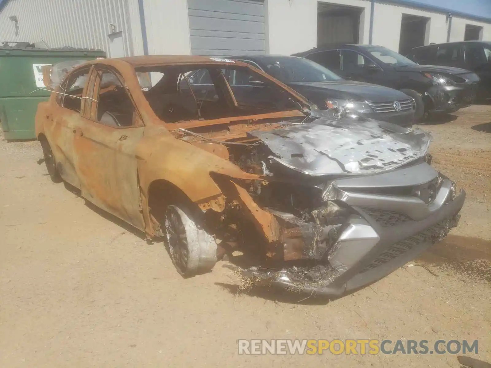 1 Photograph of a damaged car 4T1B11HK6KU228495 TOYOTA CAMRY 2019