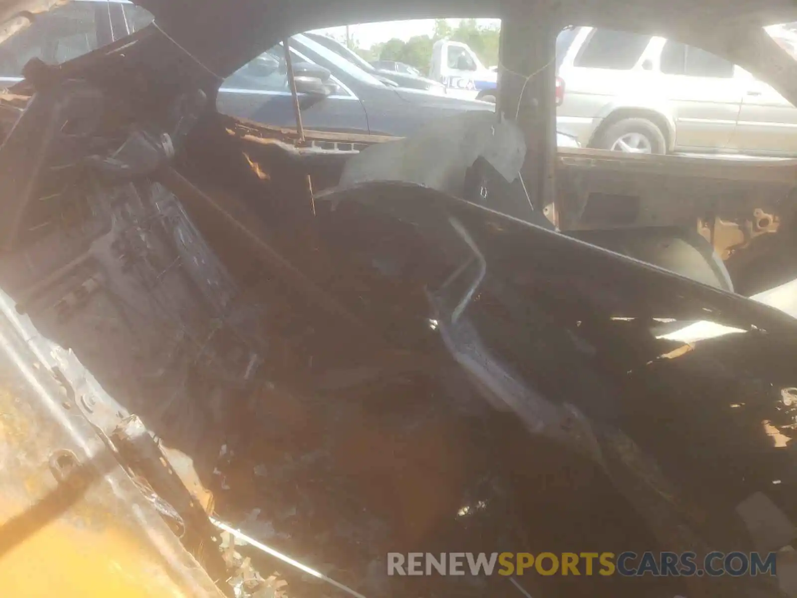 6 Photograph of a damaged car 4T1B11HK6KU228495 TOYOTA CAMRY 2019