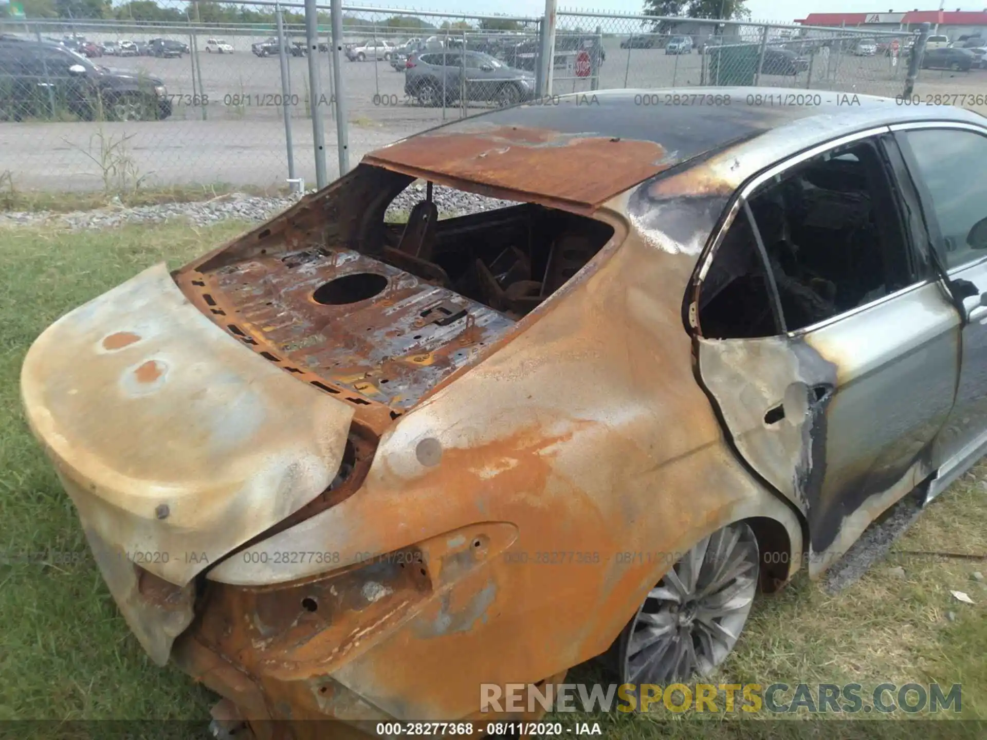 6 Photograph of a damaged car 4T1B11HK6KU228660 TOYOTA CAMRY 2019