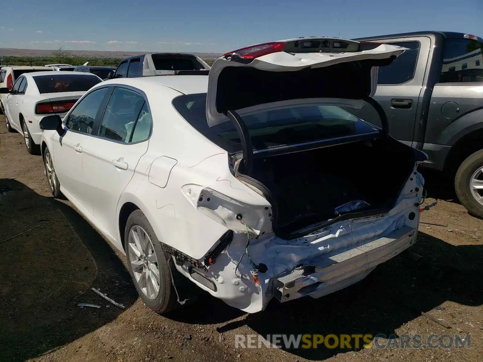 3 Photograph of a damaged car 4T1B11HK6KU228965 TOYOTA CAMRY 2019