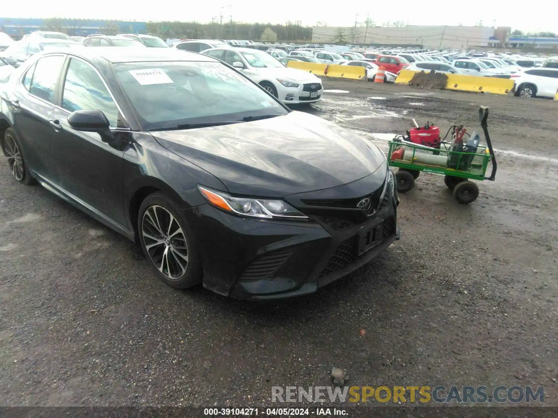 1 Photograph of a damaged car 4T1B11HK6KU230537 TOYOTA CAMRY 2019