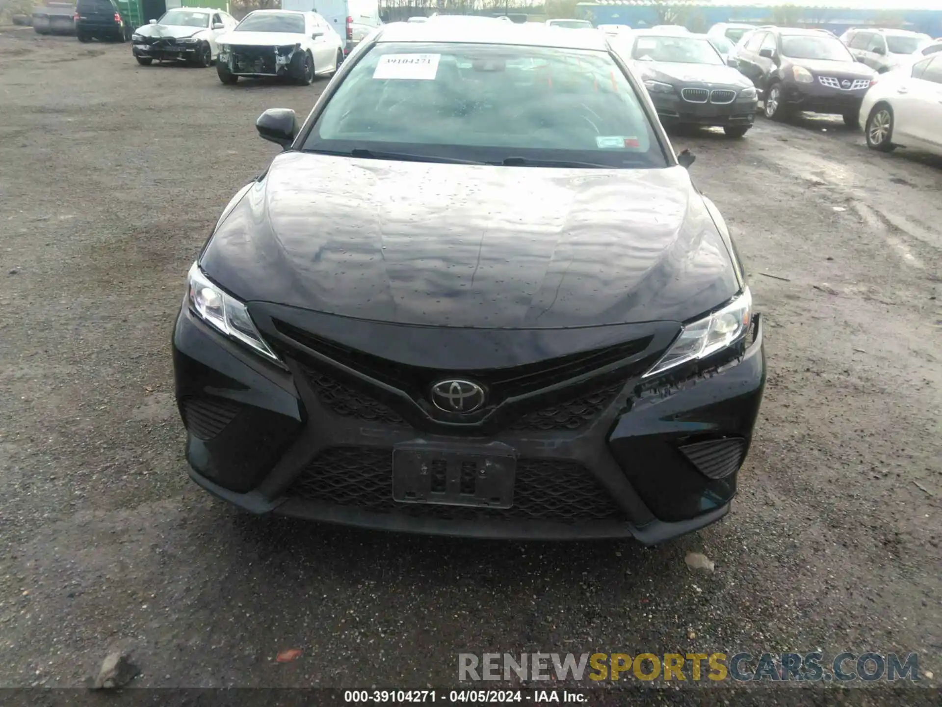 12 Photograph of a damaged car 4T1B11HK6KU230537 TOYOTA CAMRY 2019