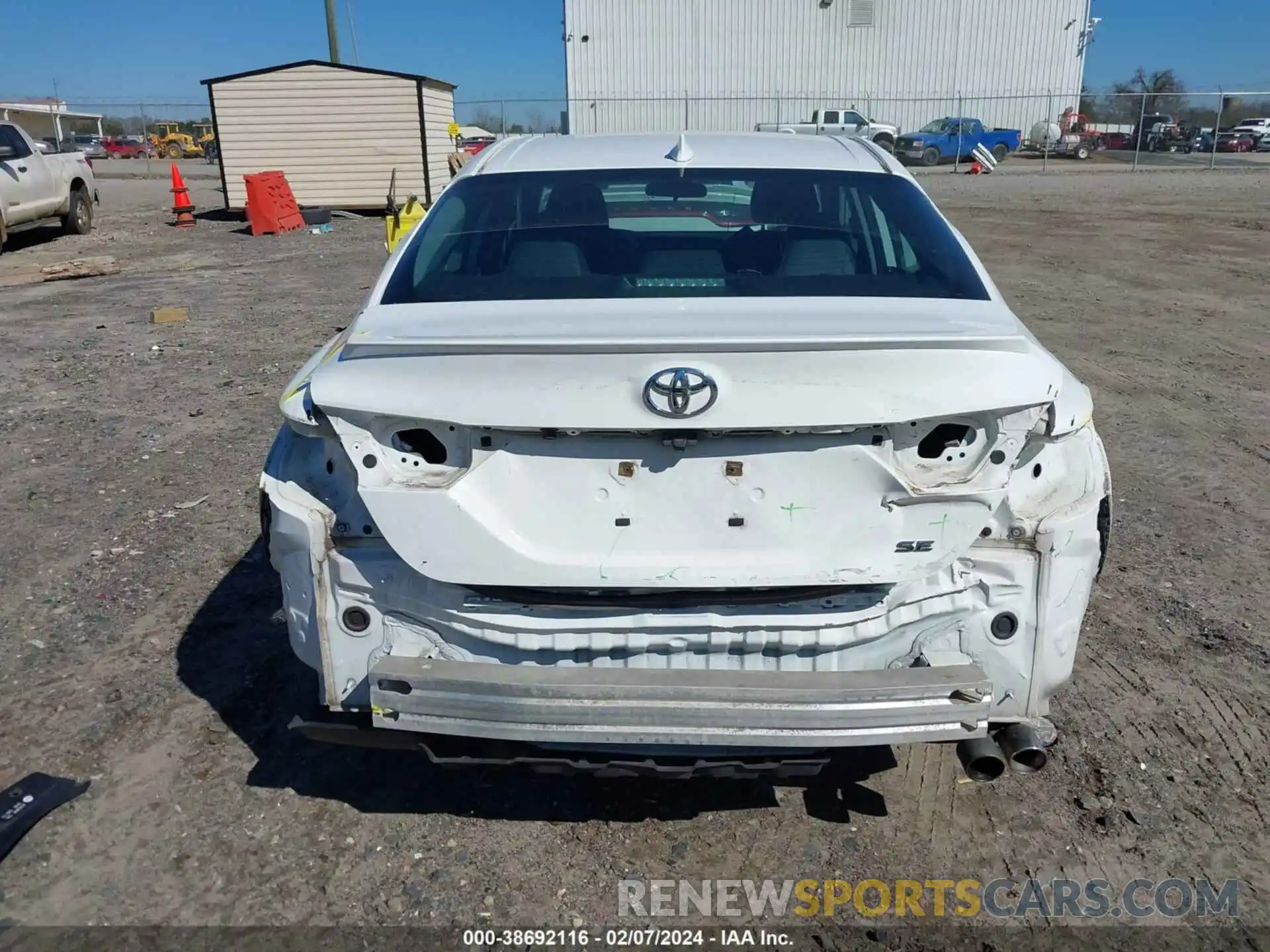 17 Photograph of a damaged car 4T1B11HK6KU231770 TOYOTA CAMRY 2019