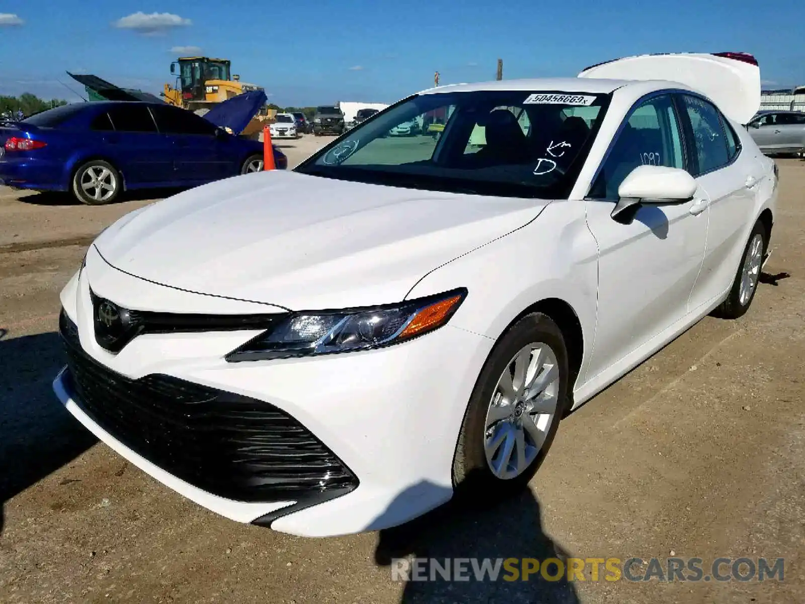 2 Photograph of a damaged car 4T1B11HK6KU231851 TOYOTA CAMRY 2019