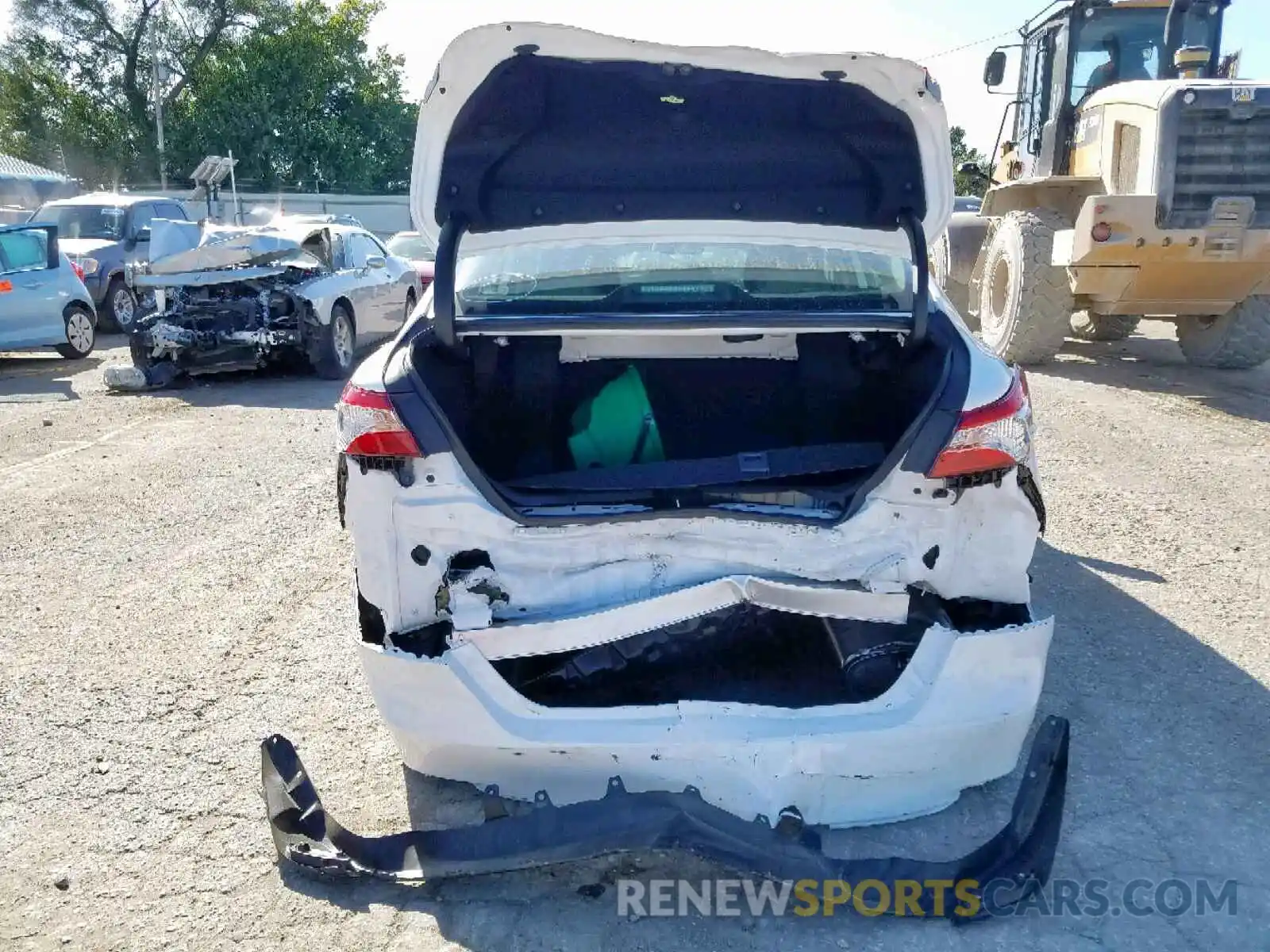 9 Photograph of a damaged car 4T1B11HK6KU231851 TOYOTA CAMRY 2019