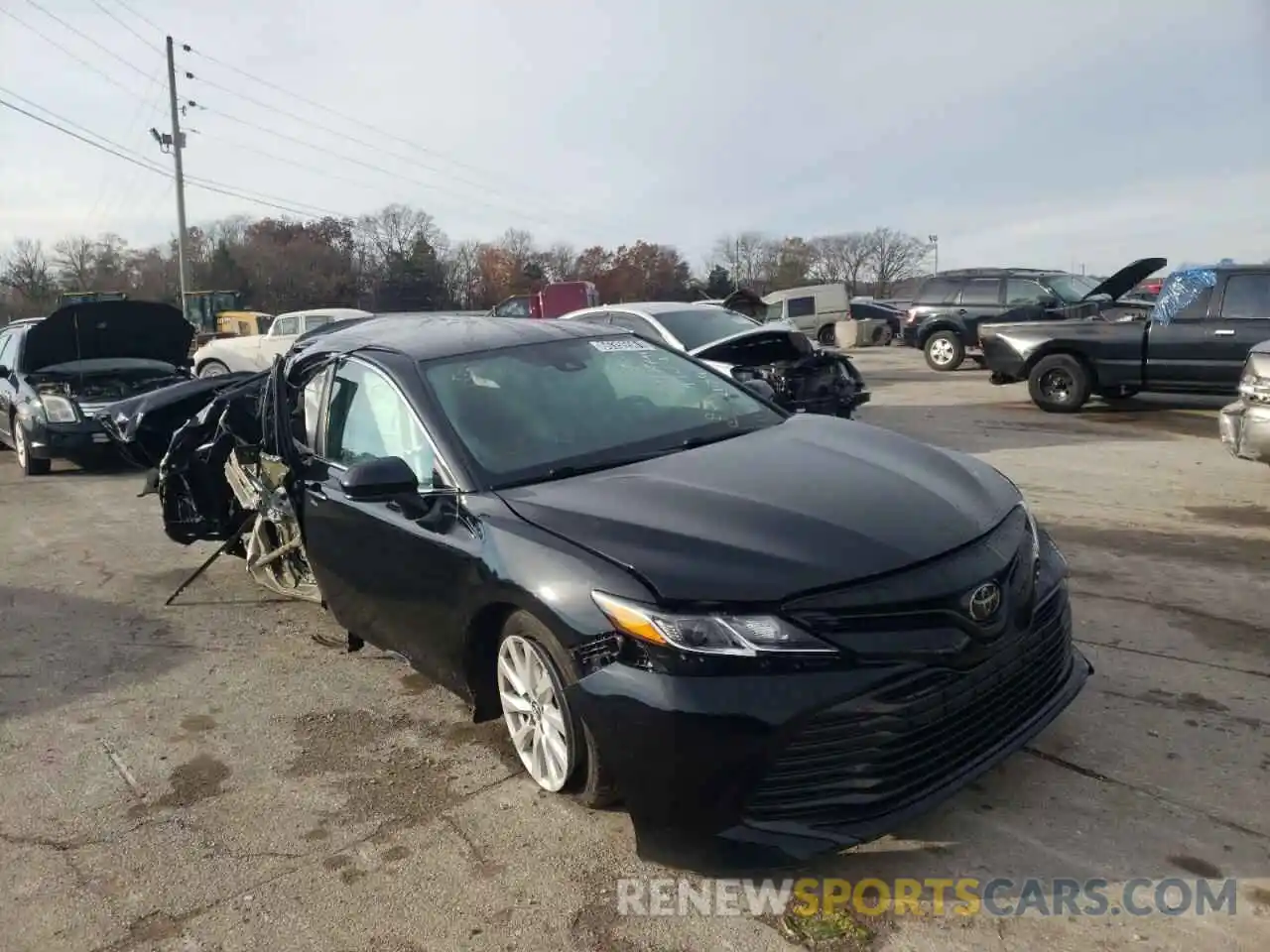 1 Photograph of a damaged car 4T1B11HK6KU232109 TOYOTA CAMRY 2019