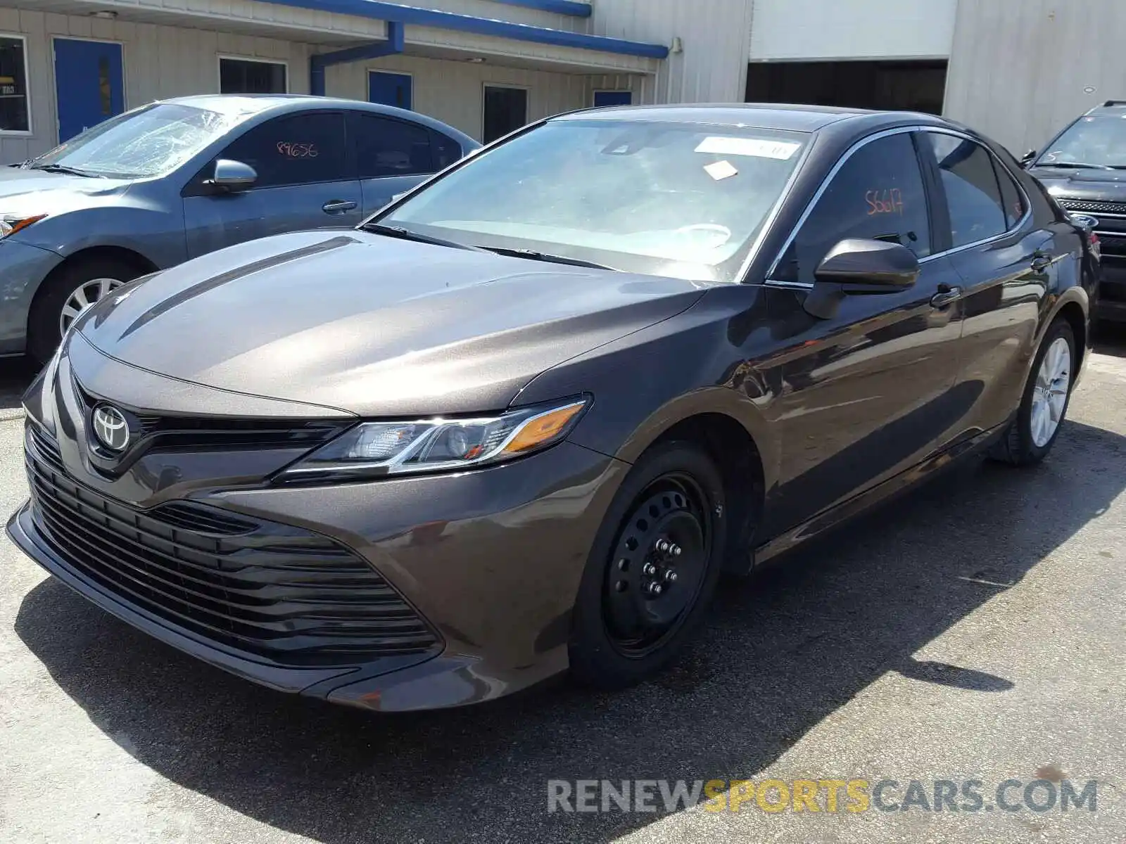 2 Photograph of a damaged car 4T1B11HK6KU233700 TOYOTA CAMRY 2019