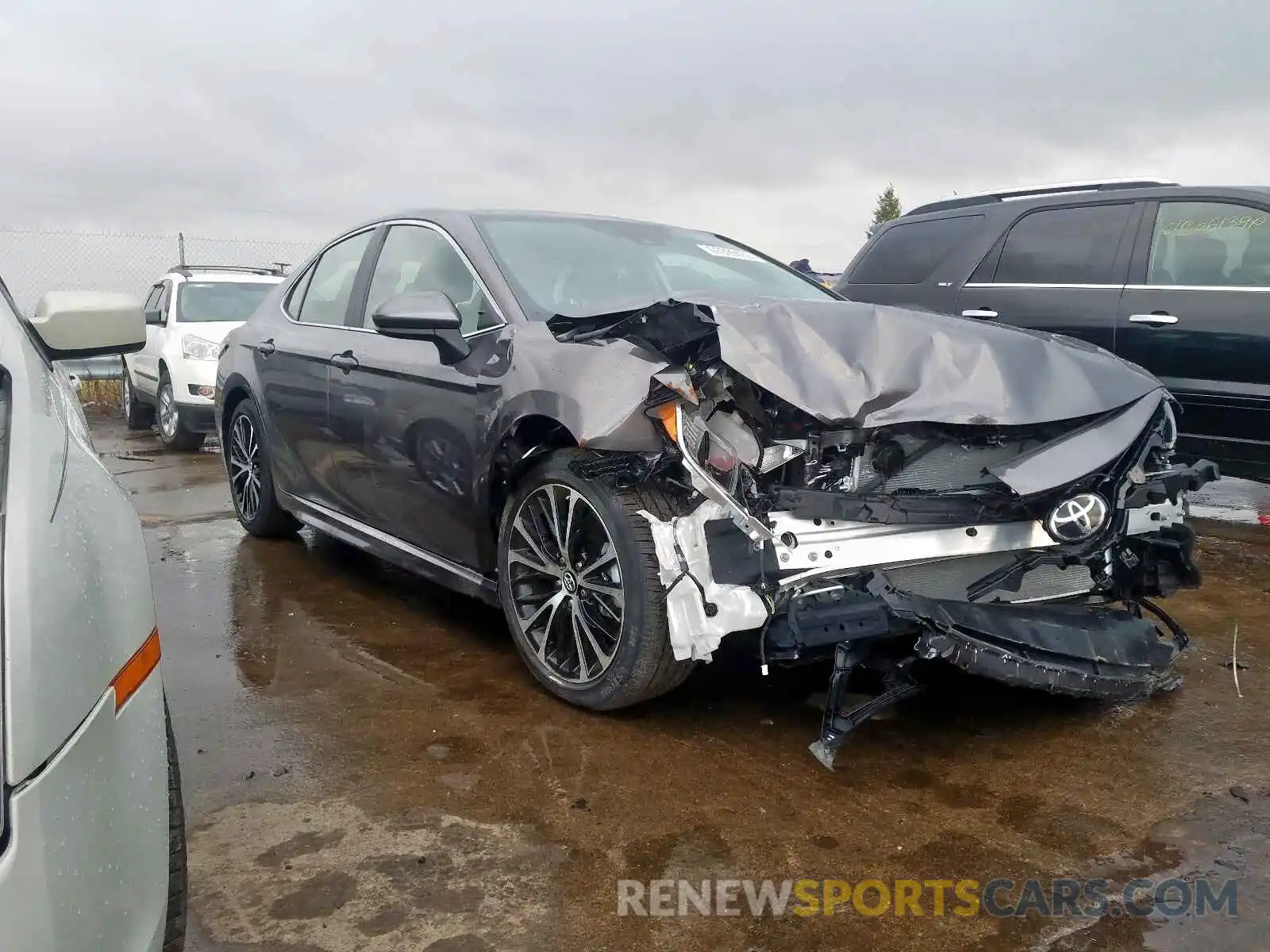 1 Photograph of a damaged car 4T1B11HK6KU235933 TOYOTA CAMRY 2019