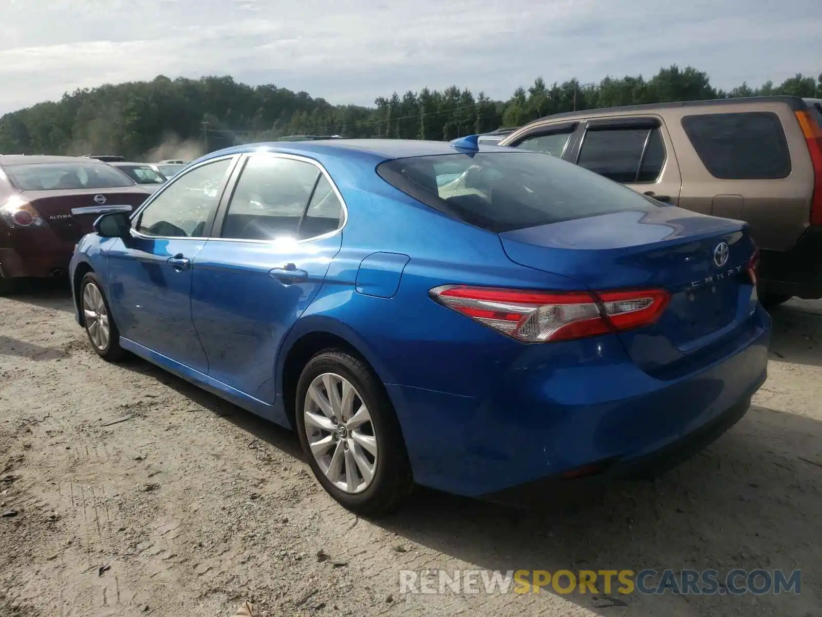 3 Photograph of a damaged car 4T1B11HK6KU237231 TOYOTA CAMRY 2019