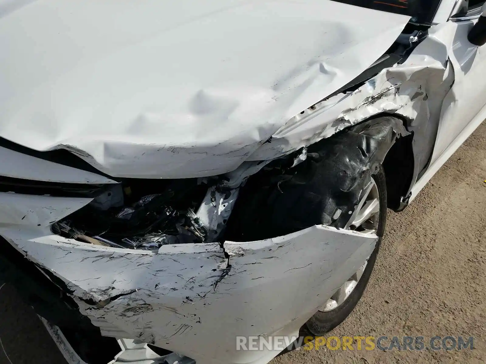 9 Photograph of a damaged car 4T1B11HK6KU238556 TOYOTA CAMRY 2019