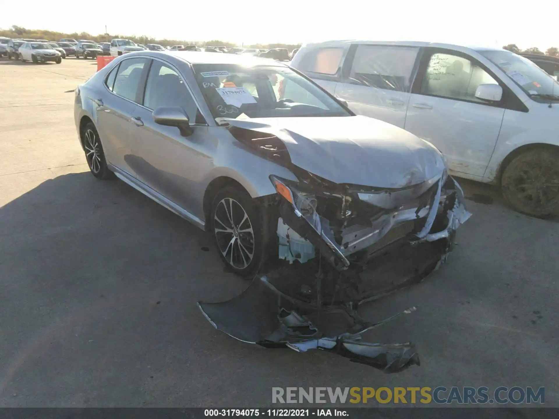 1 Photograph of a damaged car 4T1B11HK6KU239772 TOYOTA CAMRY 2019