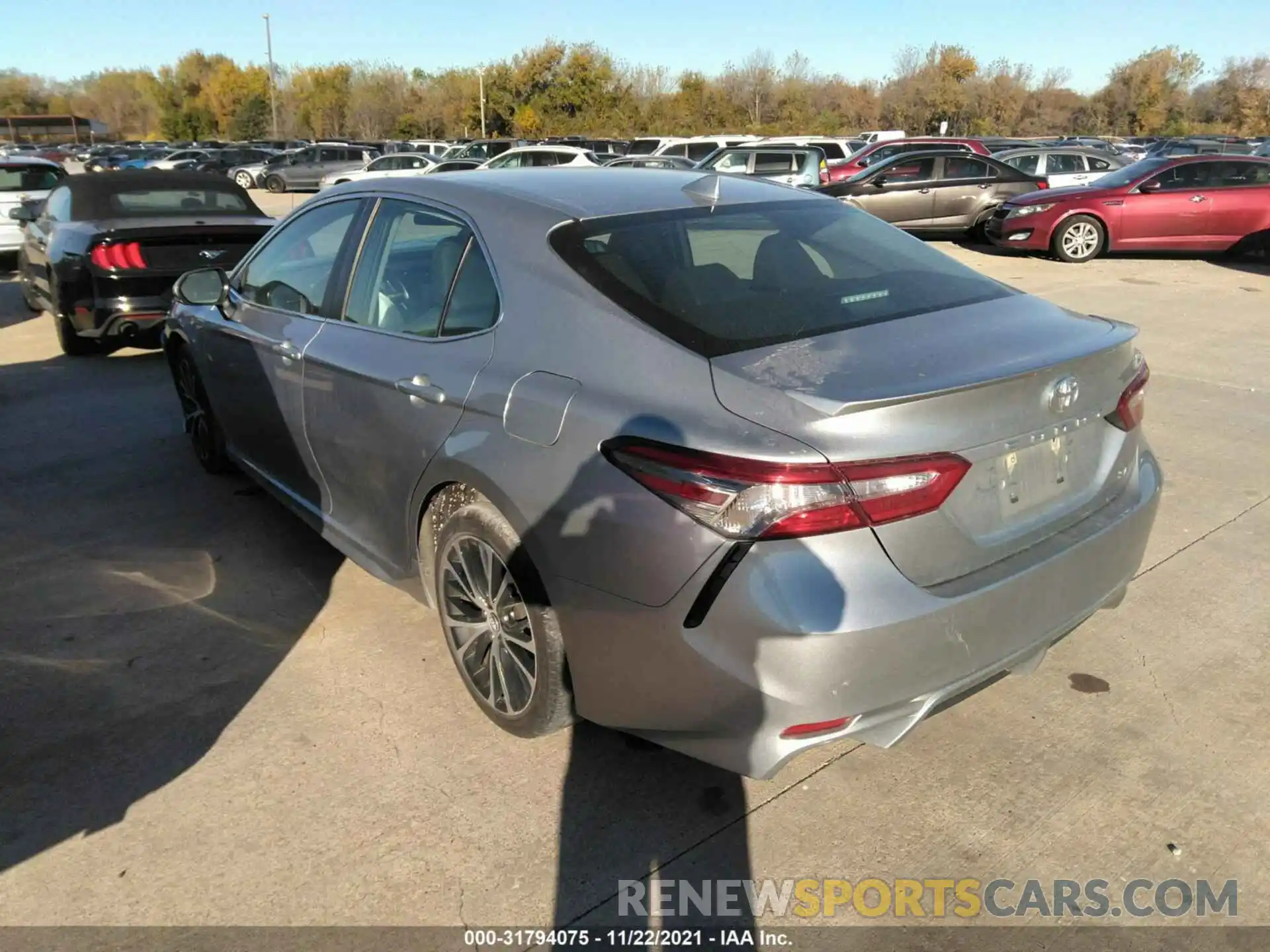 3 Photograph of a damaged car 4T1B11HK6KU239772 TOYOTA CAMRY 2019