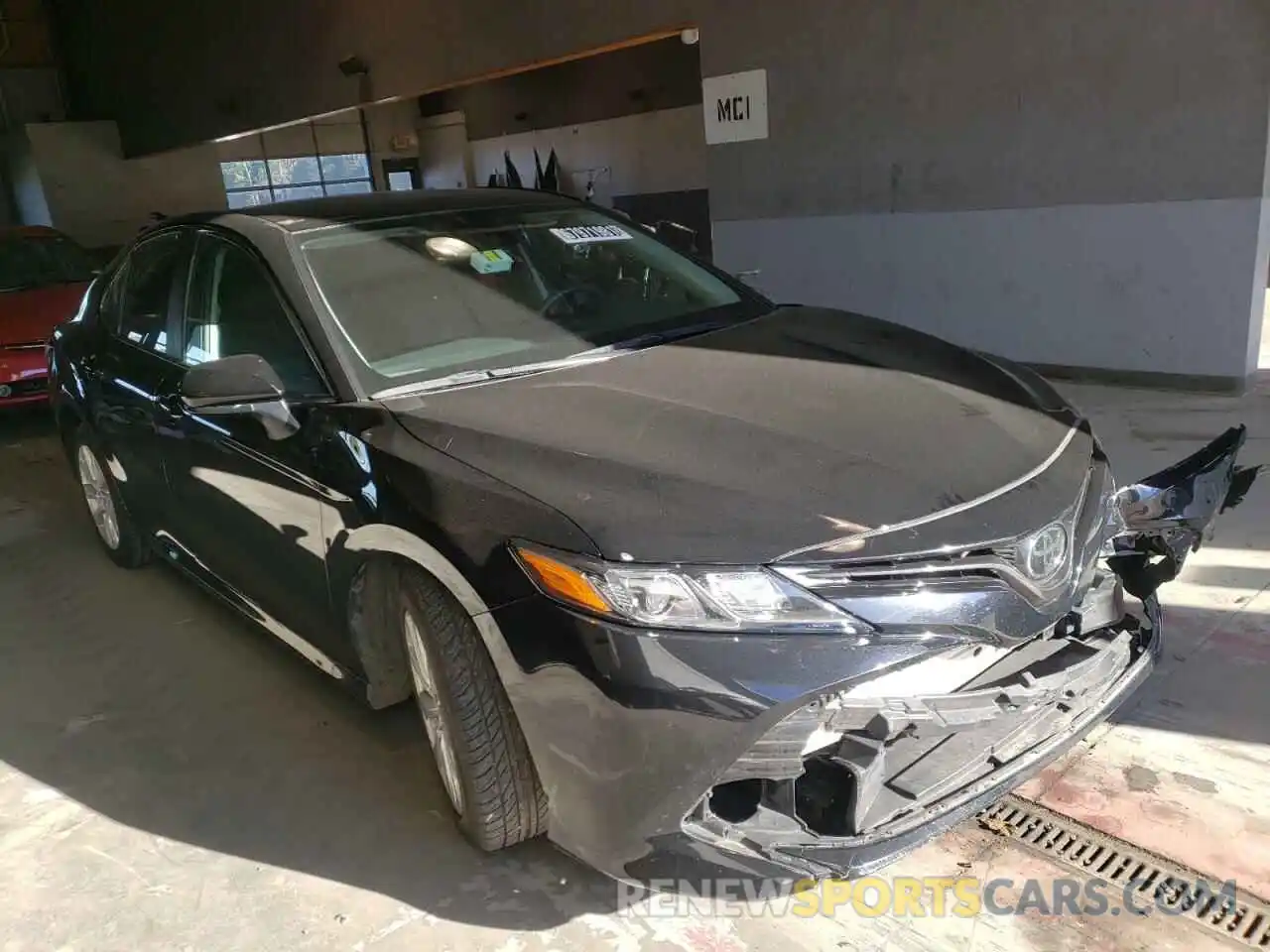 1 Photograph of a damaged car 4T1B11HK6KU240016 TOYOTA CAMRY 2019