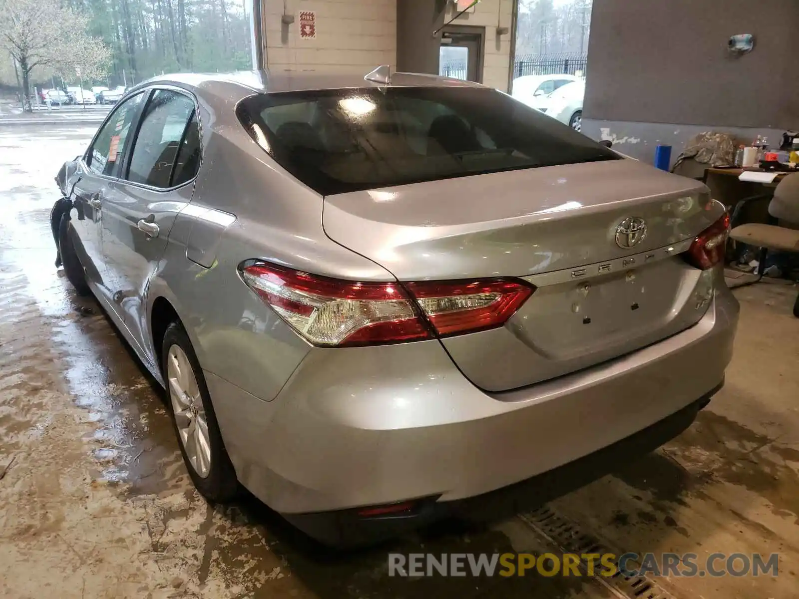 3 Photograph of a damaged car 4T1B11HK6KU240470 TOYOTA CAMRY 2019