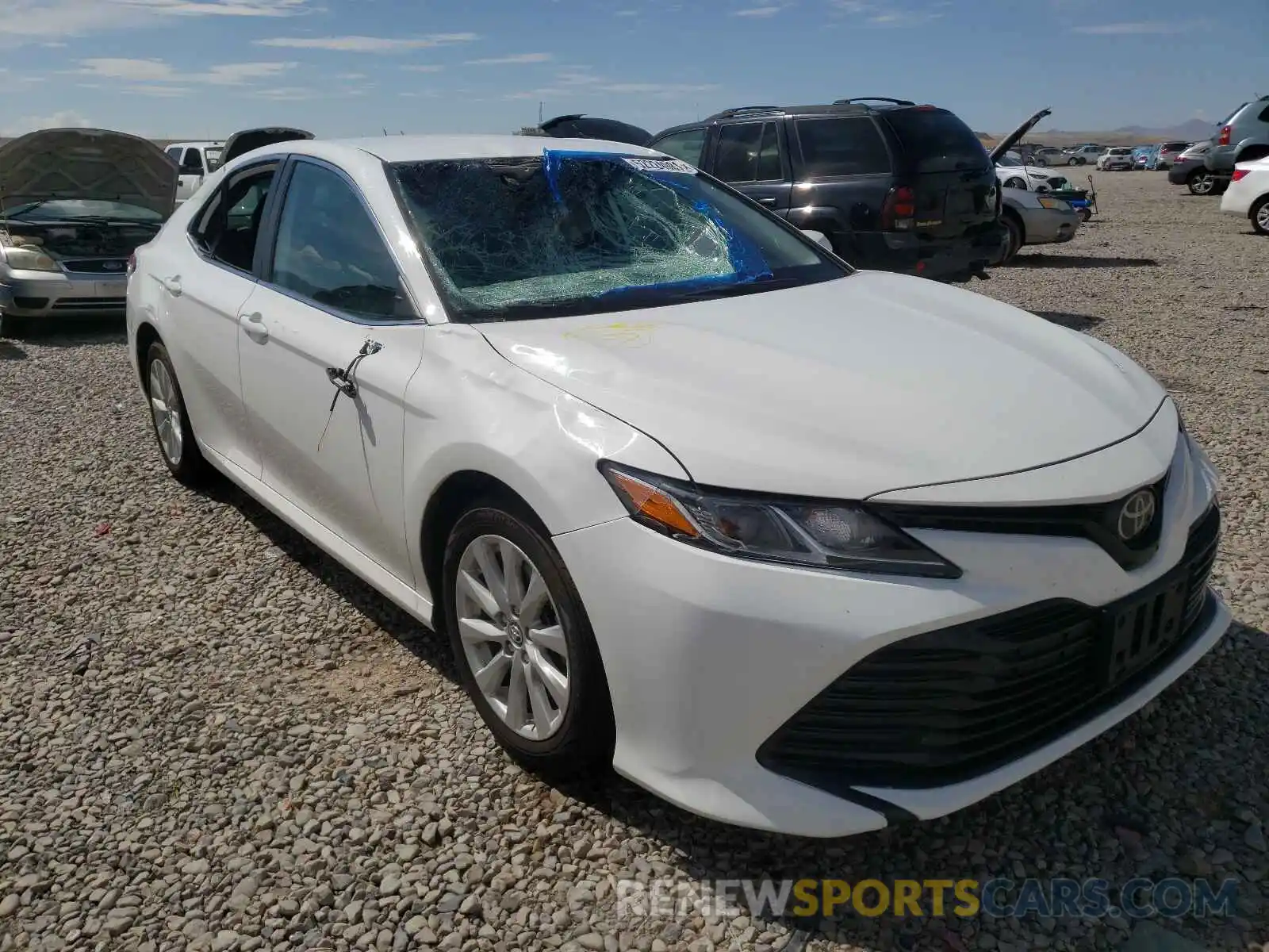 1 Photograph of a damaged car 4T1B11HK6KU240520 TOYOTA CAMRY 2019