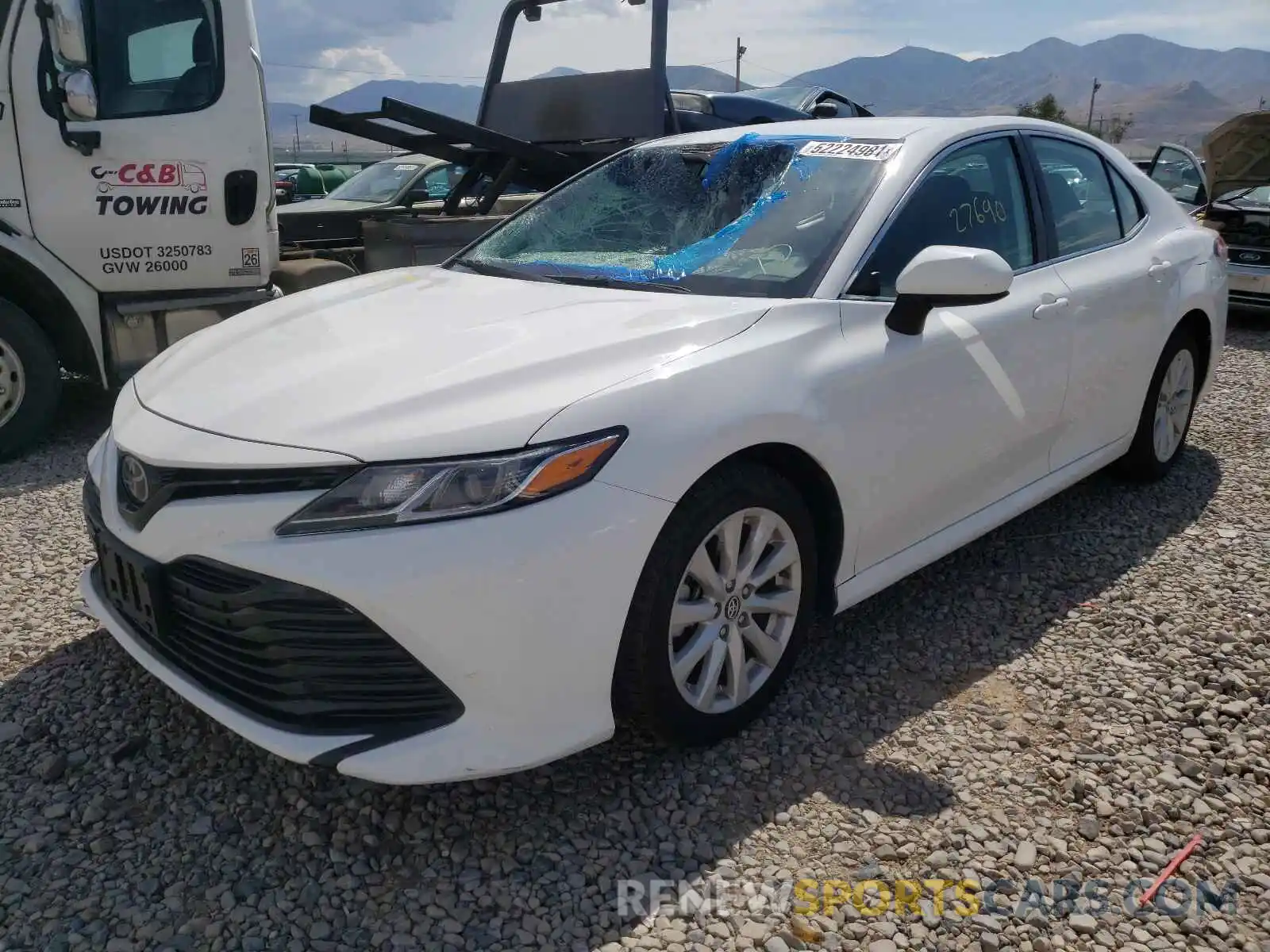 2 Photograph of a damaged car 4T1B11HK6KU240520 TOYOTA CAMRY 2019