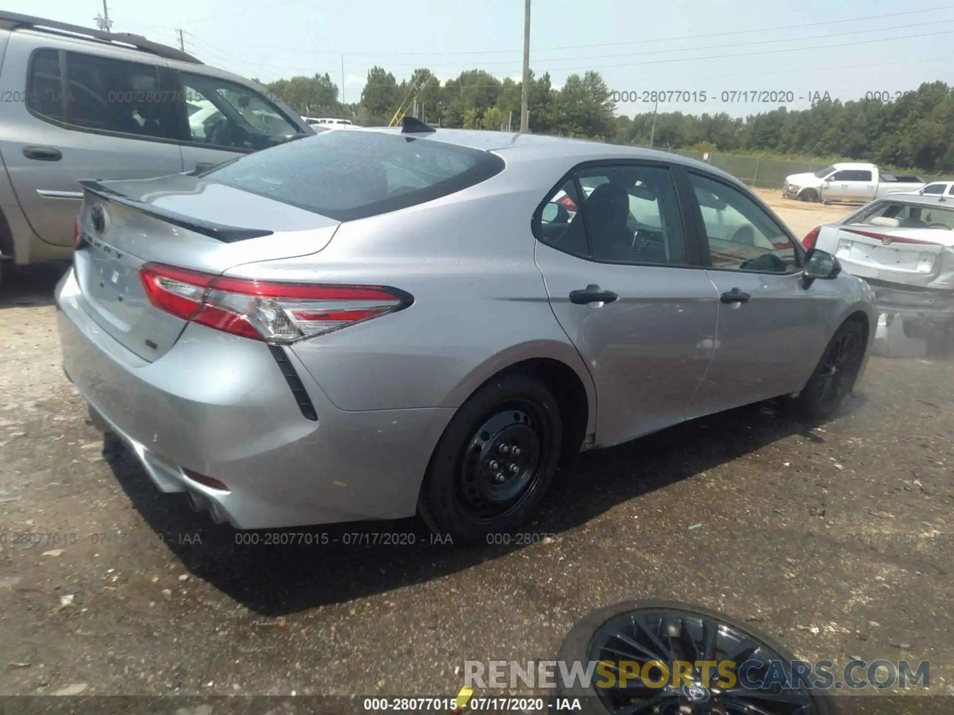 4 Photograph of a damaged car 4T1B11HK6KU241554 TOYOTA CAMRY 2019