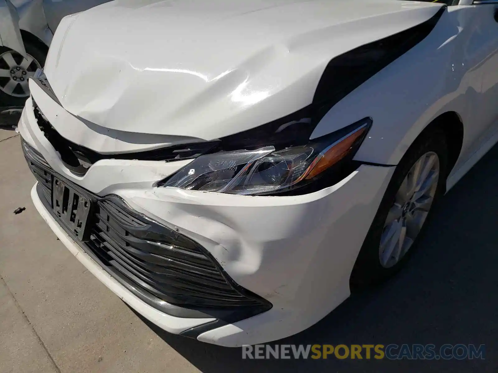 9 Photograph of a damaged car 4T1B11HK6KU242591 TOYOTA CAMRY 2019