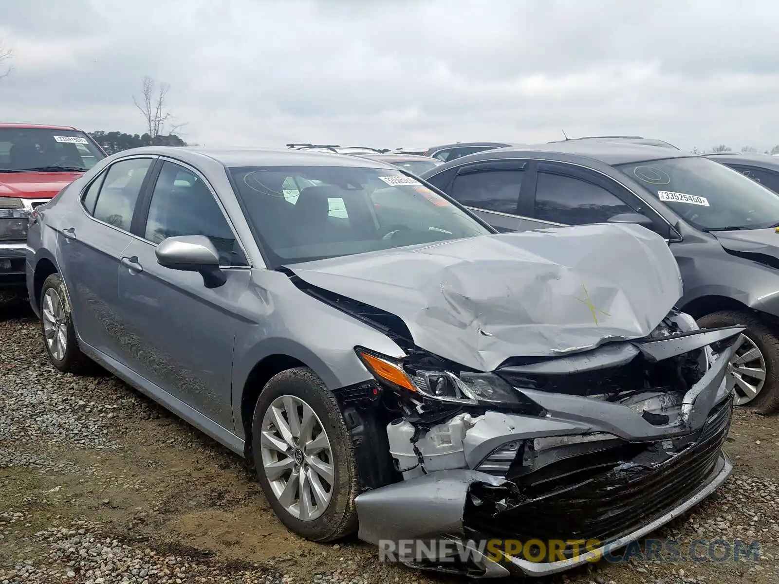 1 Photograph of a damaged car 4T1B11HK6KU243112 TOYOTA CAMRY 2019