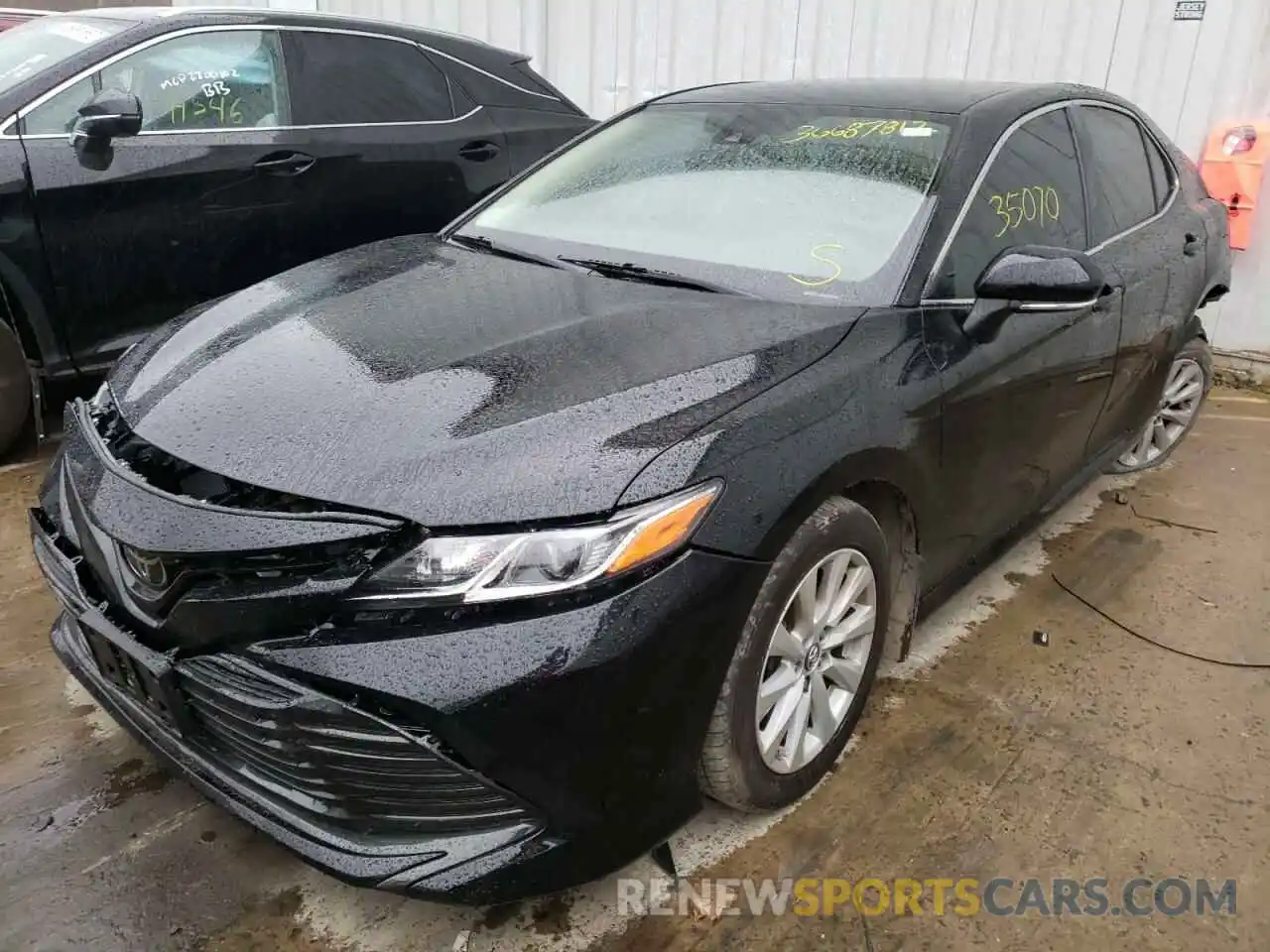 2 Photograph of a damaged car 4T1B11HK6KU245524 TOYOTA CAMRY 2019