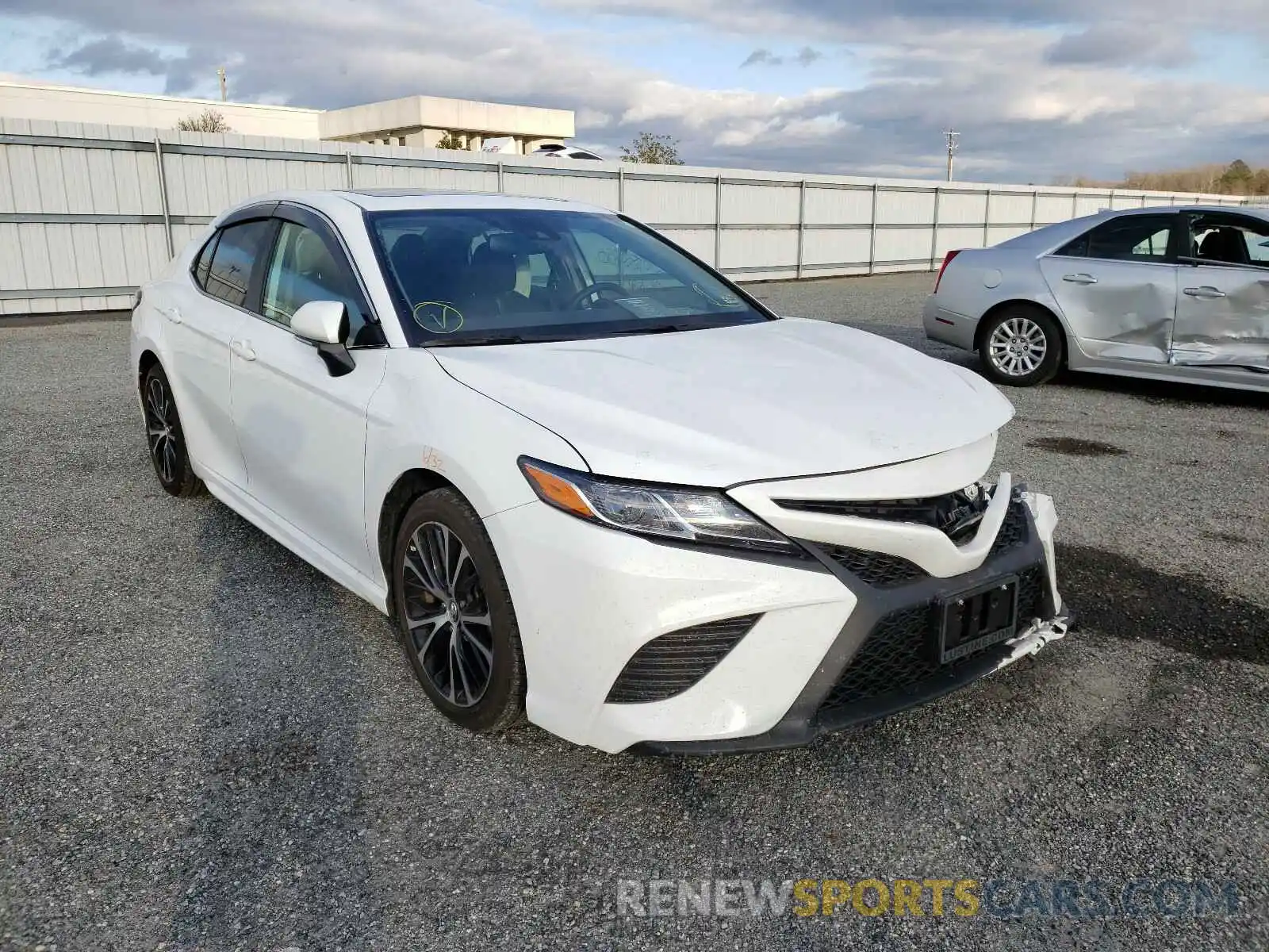 1 Photograph of a damaged car 4T1B11HK6KU246429 TOYOTA CAMRY 2019