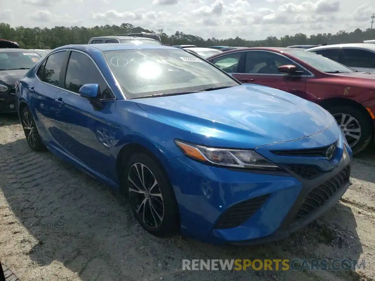 1 Photograph of a damaged car 4T1B11HK6KU246639 TOYOTA CAMRY 2019