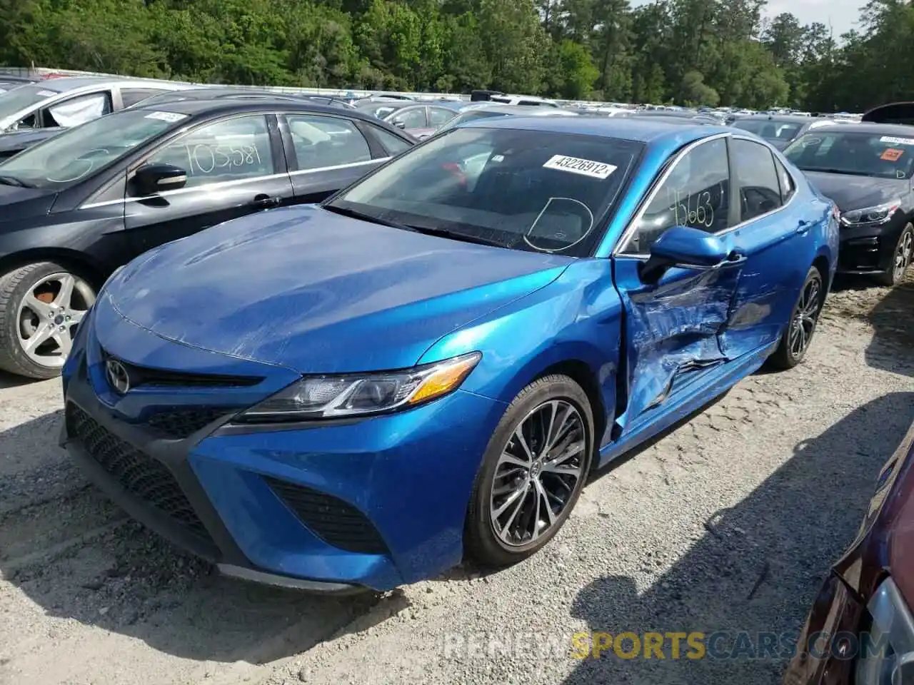 2 Photograph of a damaged car 4T1B11HK6KU246639 TOYOTA CAMRY 2019