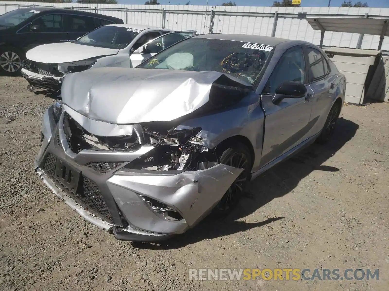 2 Photograph of a damaged car 4T1B11HK6KU247614 TOYOTA CAMRY 2019