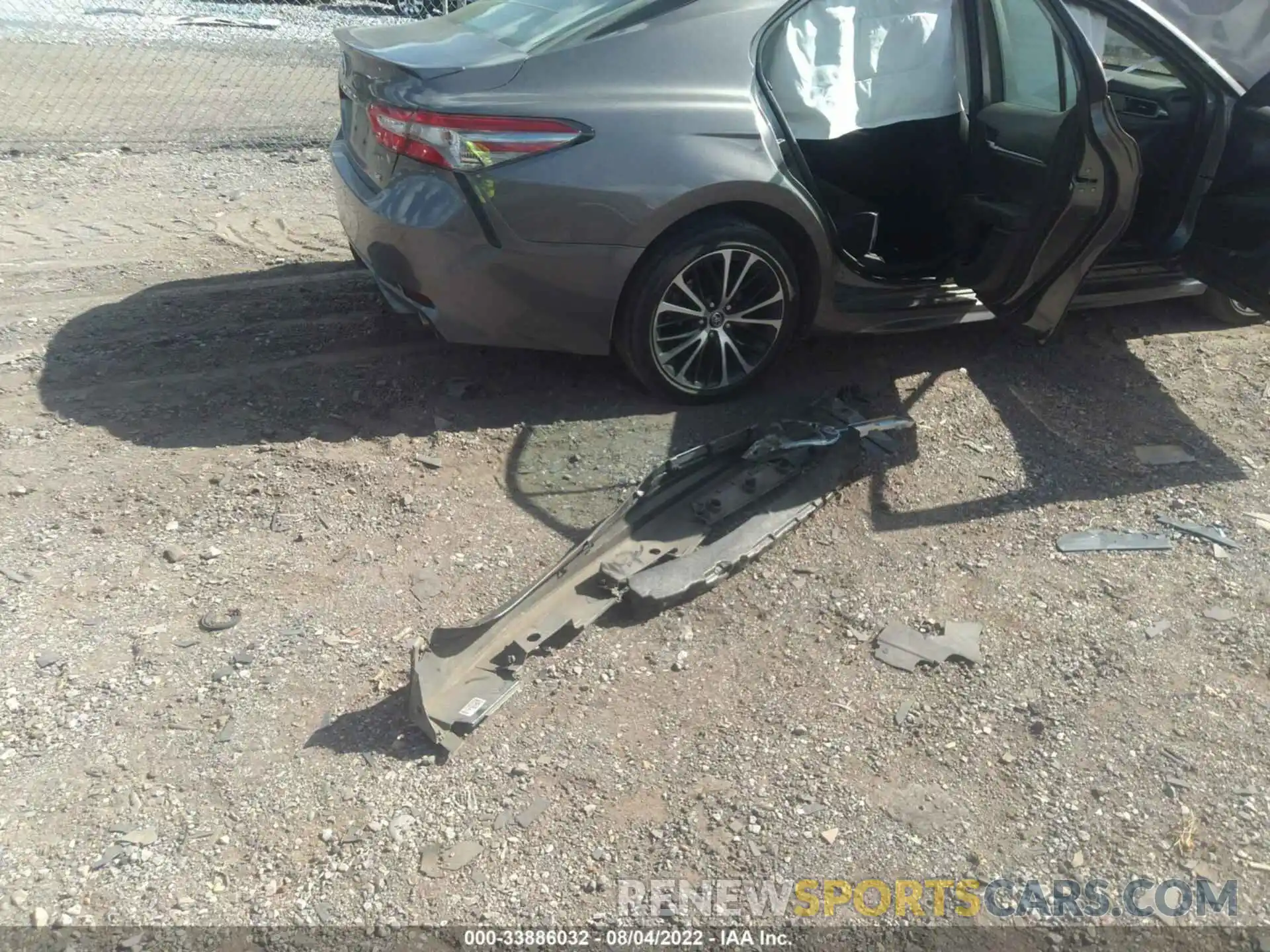 12 Photograph of a damaged car 4T1B11HK6KU247709 TOYOTA CAMRY 2019