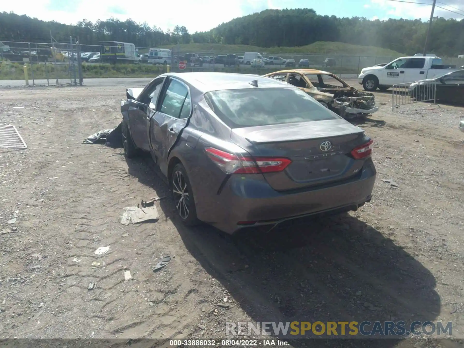 3 Photograph of a damaged car 4T1B11HK6KU247709 TOYOTA CAMRY 2019