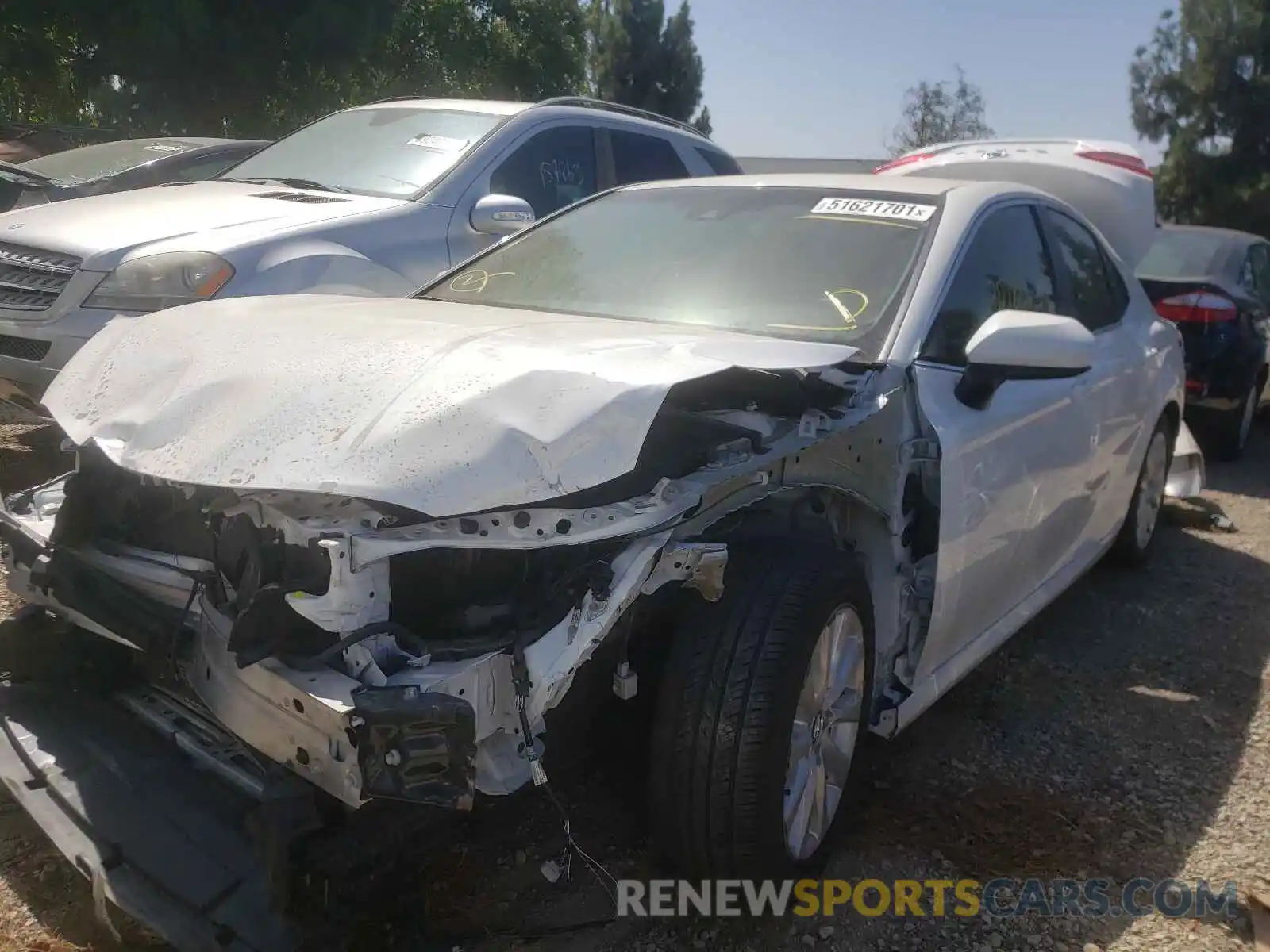 2 Photograph of a damaged car 4T1B11HK6KU249377 TOYOTA CAMRY 2019