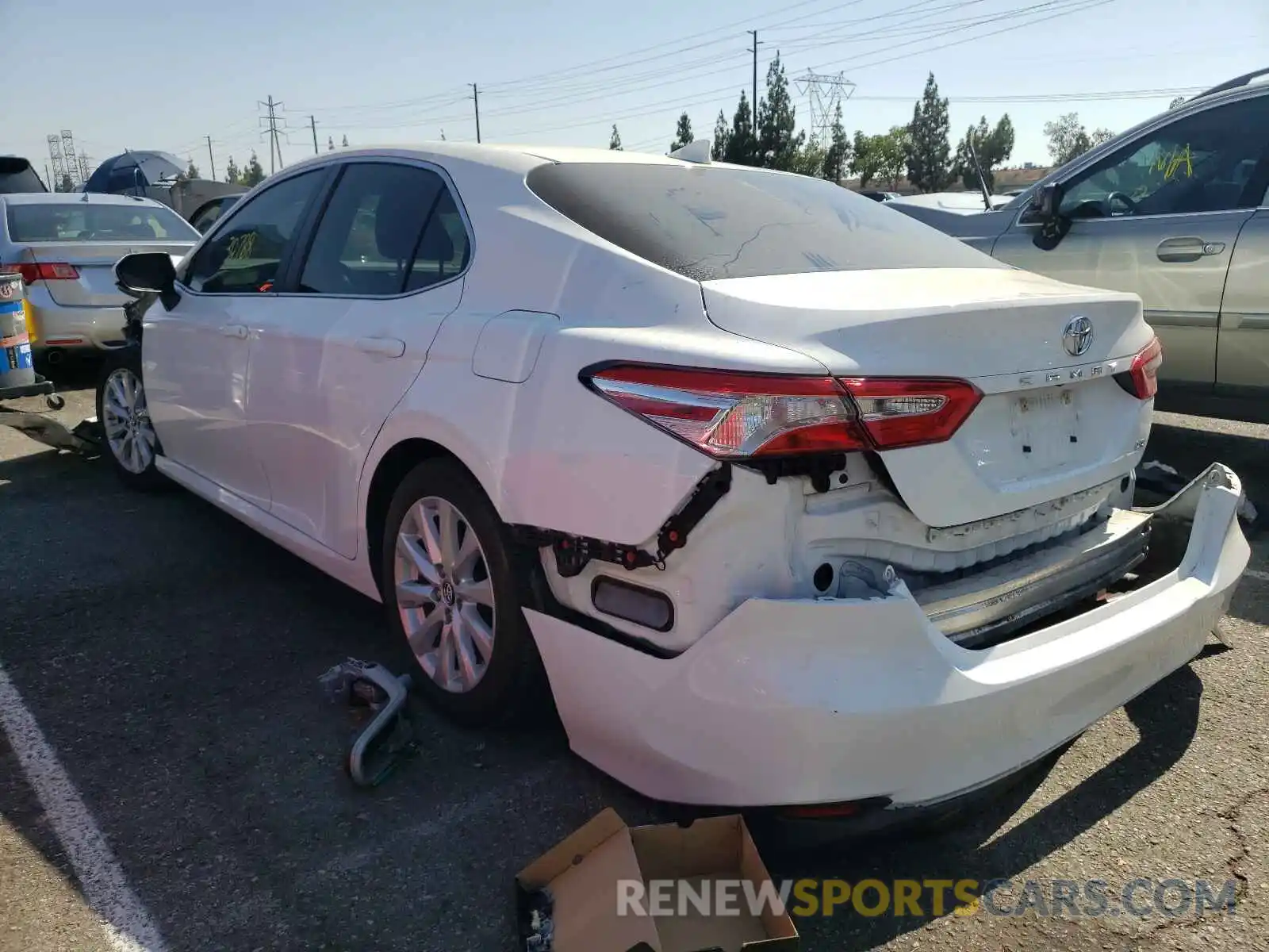 3 Photograph of a damaged car 4T1B11HK6KU249377 TOYOTA CAMRY 2019