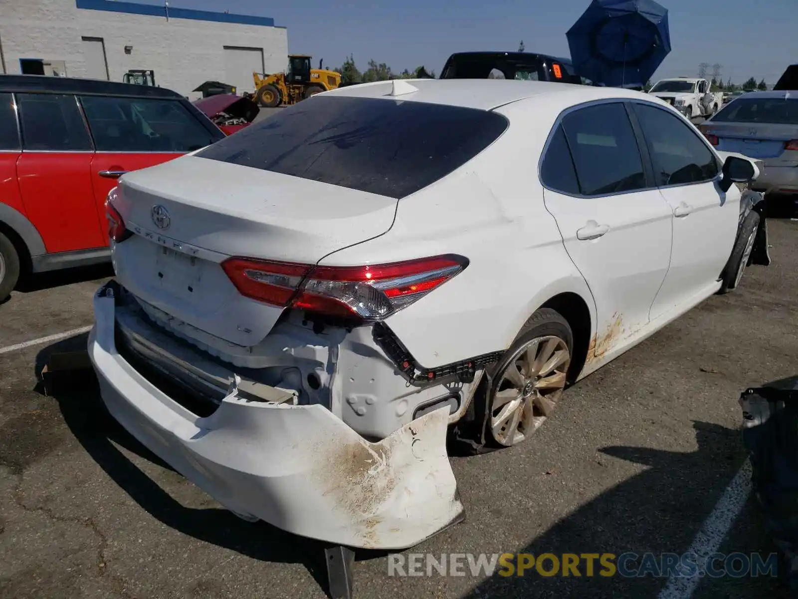 4 Photograph of a damaged car 4T1B11HK6KU249377 TOYOTA CAMRY 2019