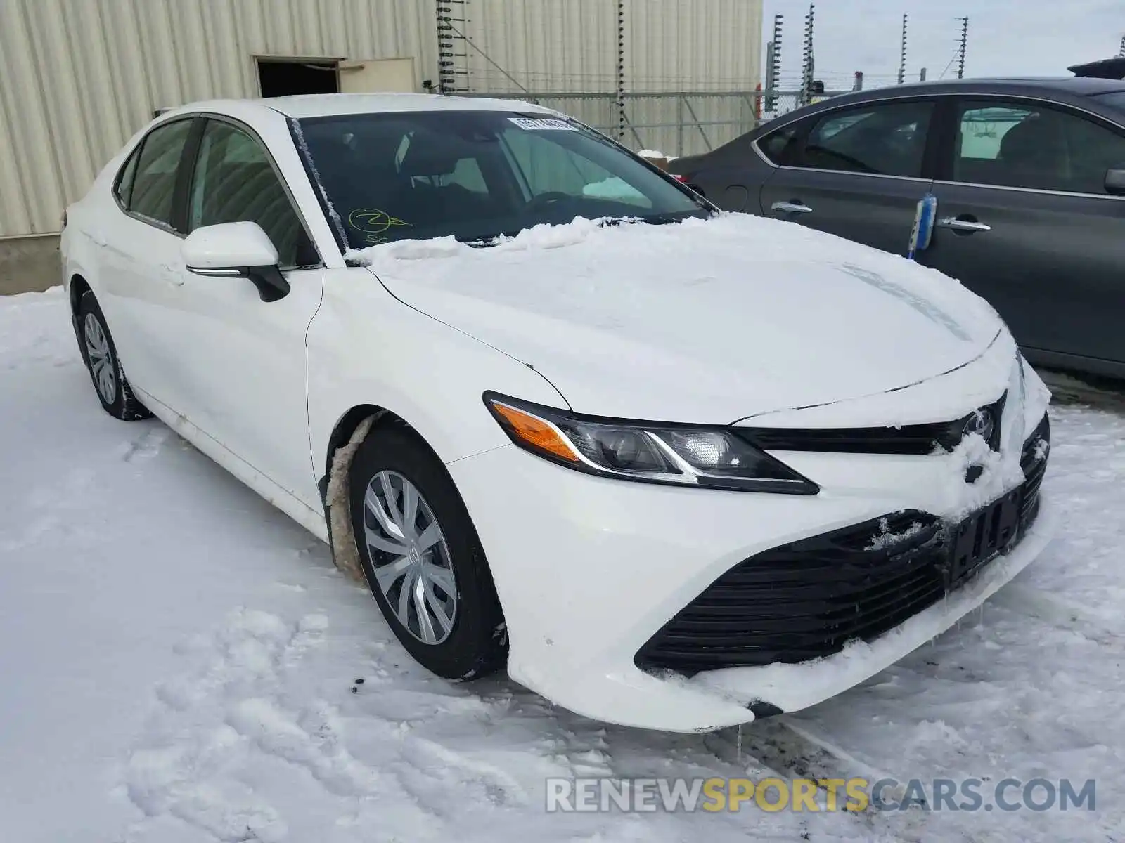 1 Photograph of a damaged car 4T1B11HK6KU249749 TOYOTA CAMRY 2019