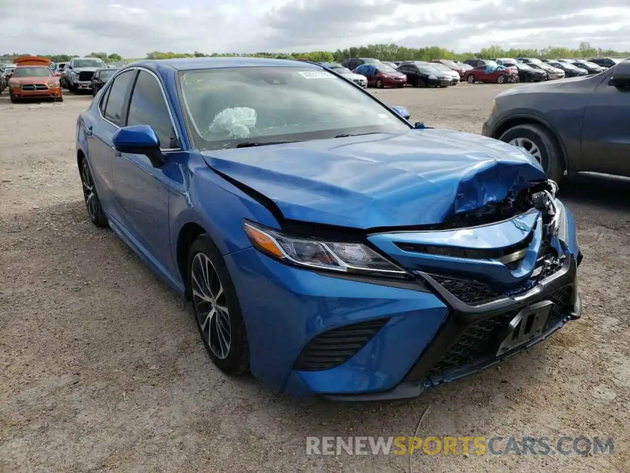 1 Photograph of a damaged car 4T1B11HK6KU250867 TOYOTA CAMRY 2019