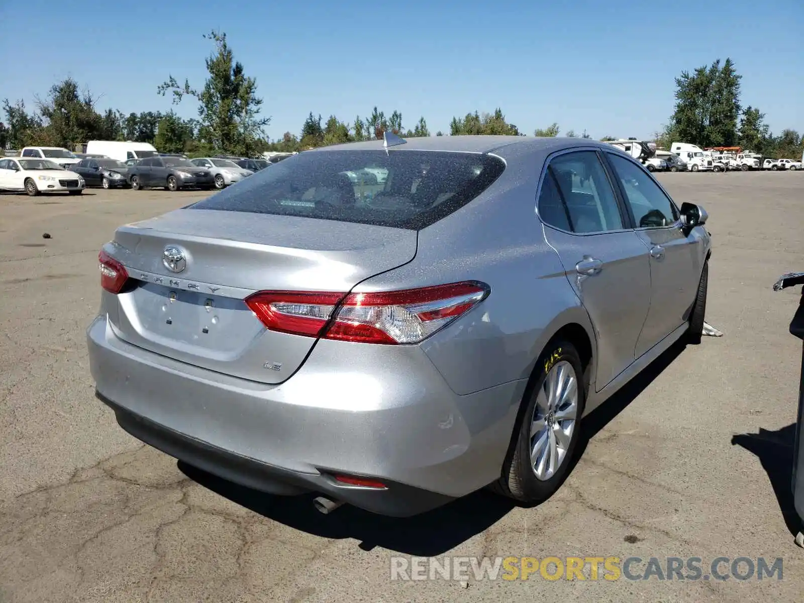 4 Photograph of a damaged car 4T1B11HK6KU252148 TOYOTA CAMRY 2019