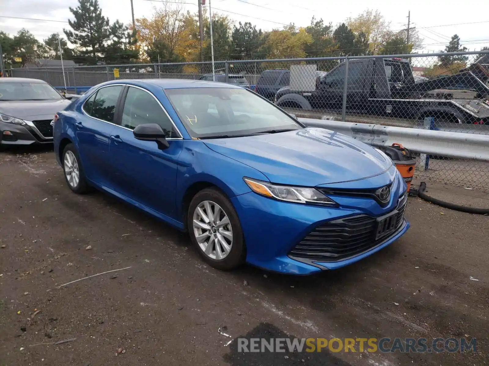 1 Photograph of a damaged car 4T1B11HK6KU252697 TOYOTA CAMRY 2019