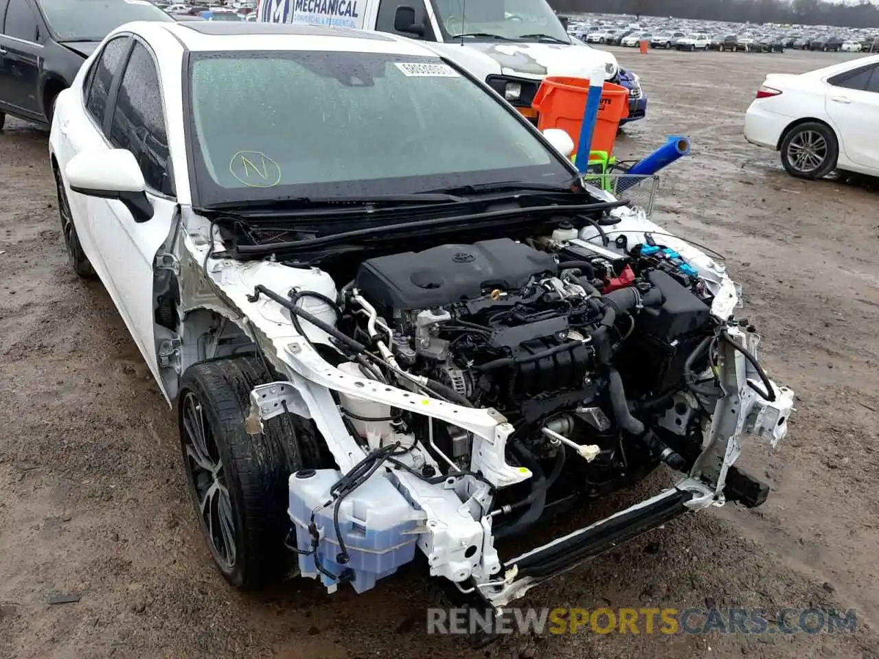 1 Photograph of a damaged car 4T1B11HK6KU253672 TOYOTA CAMRY 2019