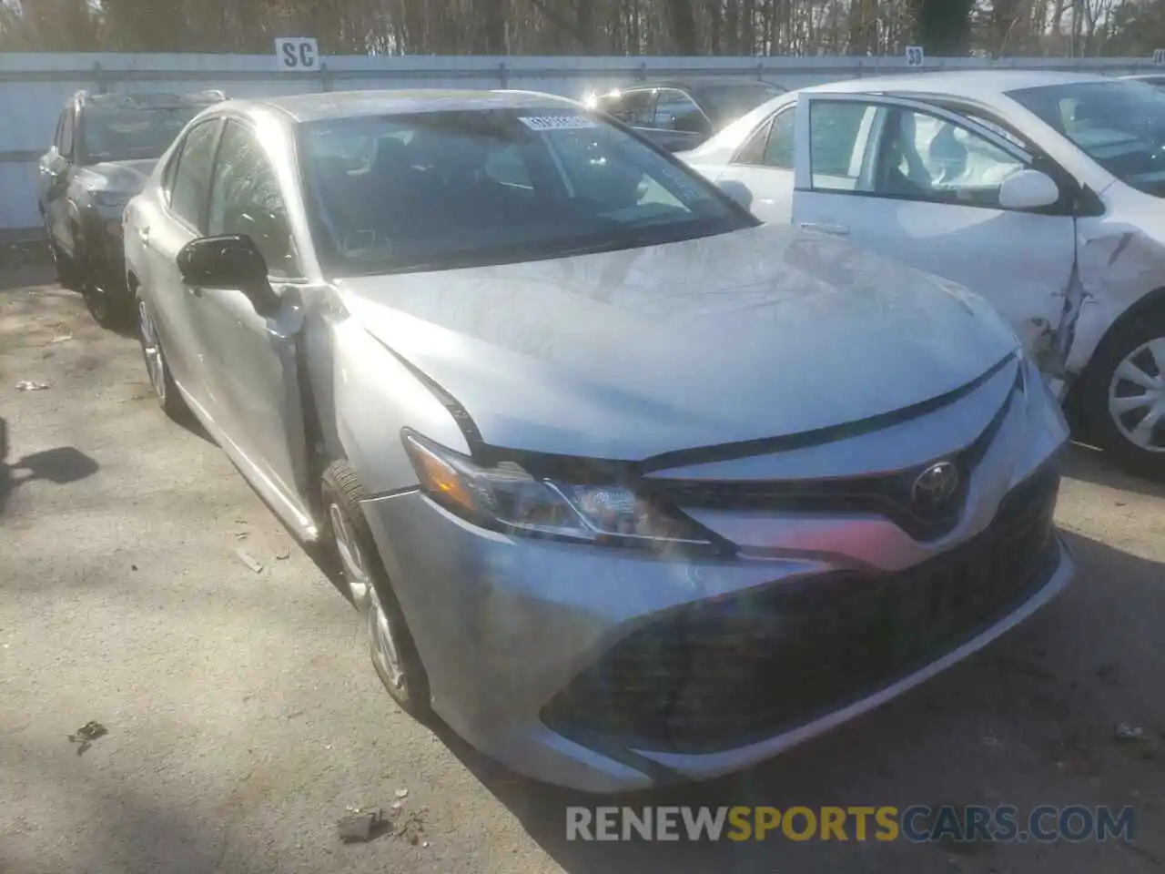 1 Photograph of a damaged car 4T1B11HK6KU254014 TOYOTA CAMRY 2019