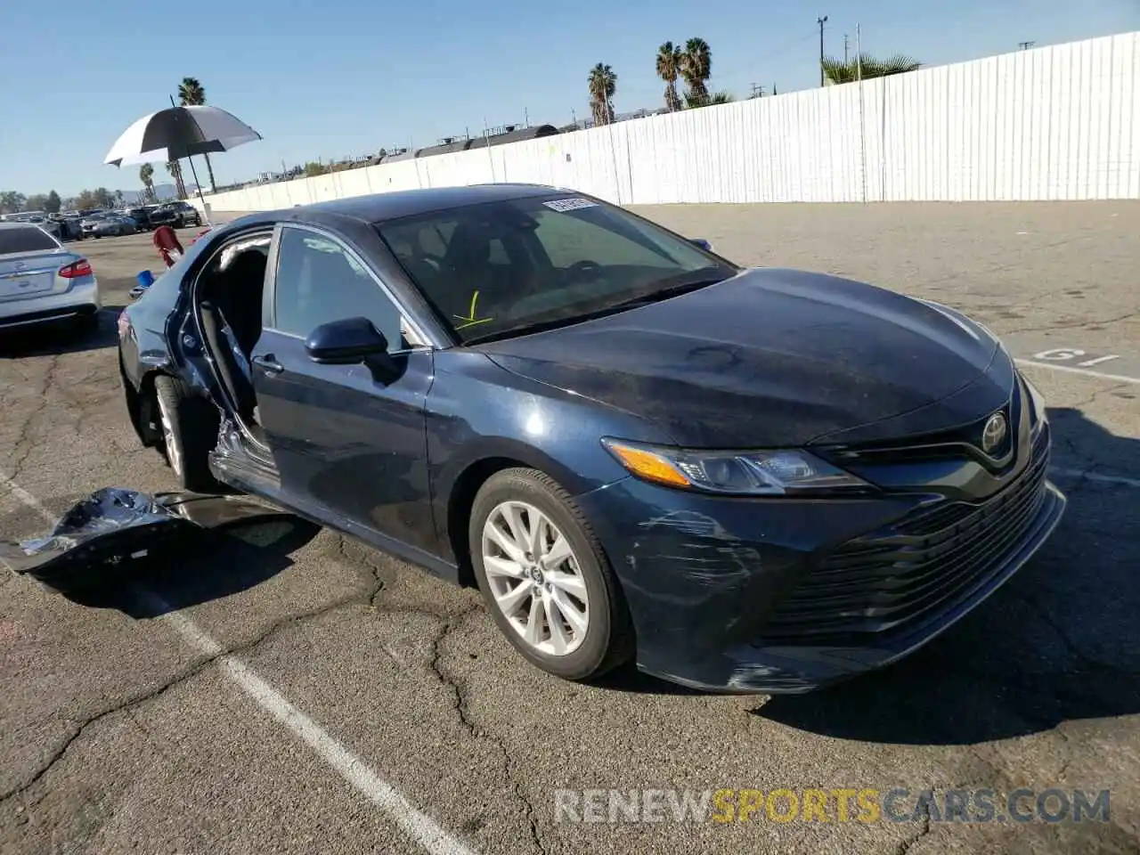 1 Photograph of a damaged car 4T1B11HK6KU254255 TOYOTA CAMRY 2019